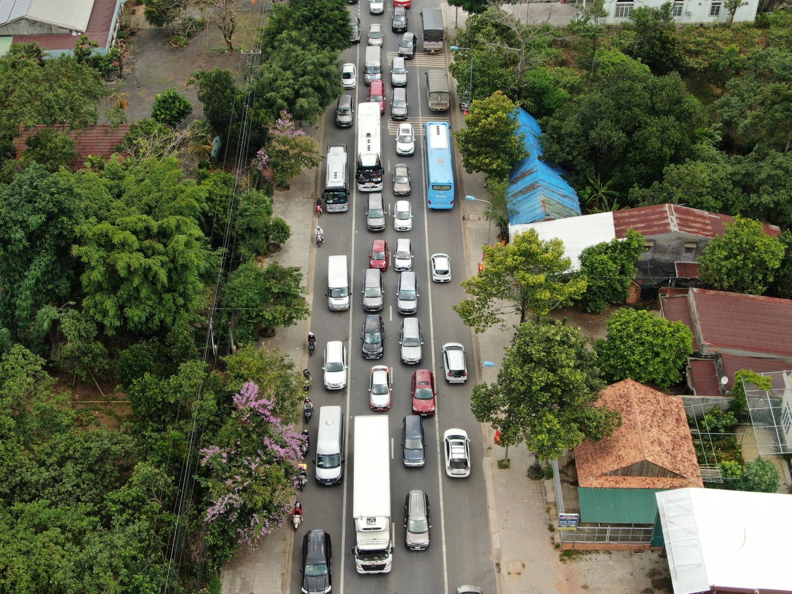 Un tac hang chuc km deo Bao Loc anh 3