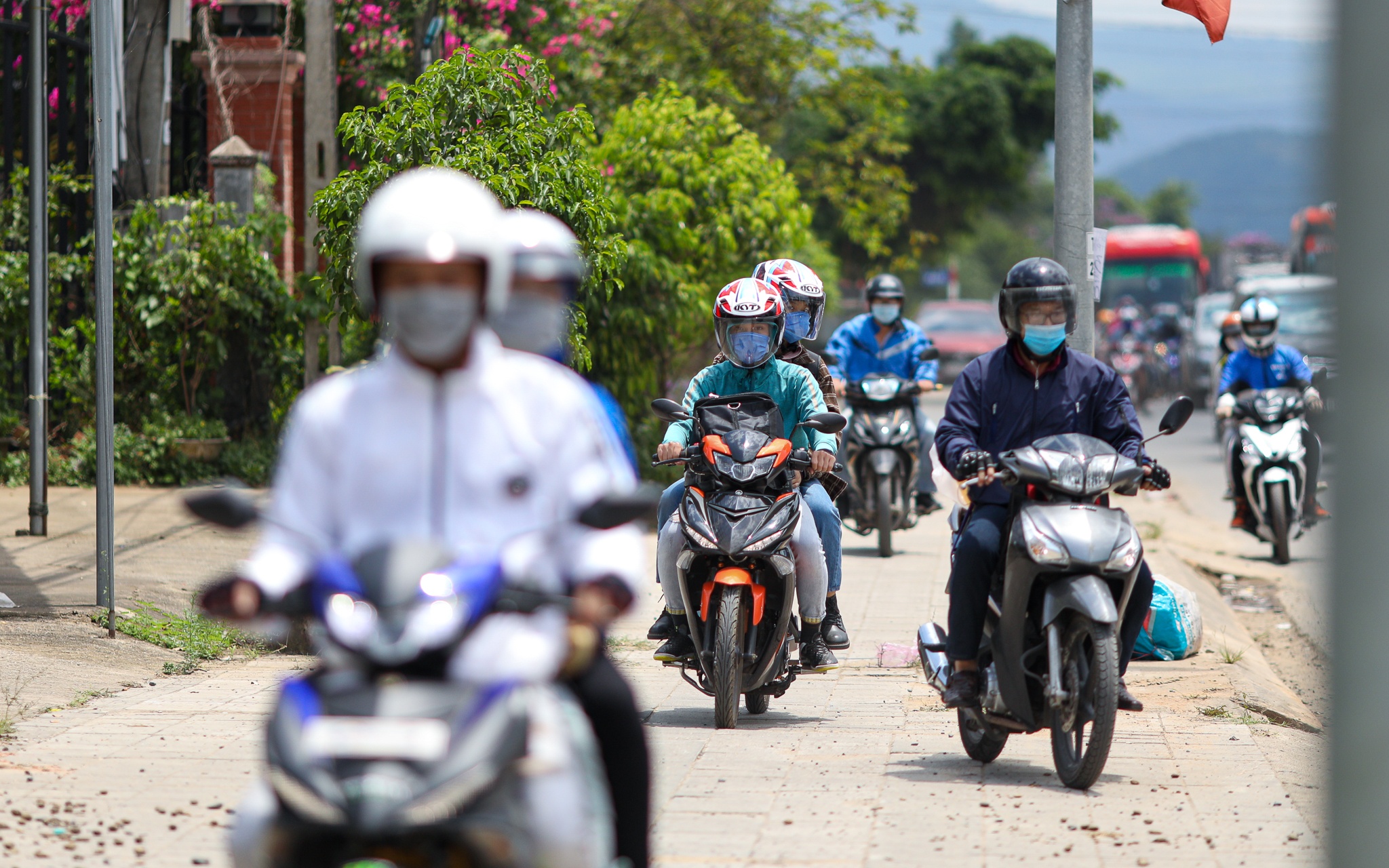 Un tac hang chuc km deo Bao Loc anh 5