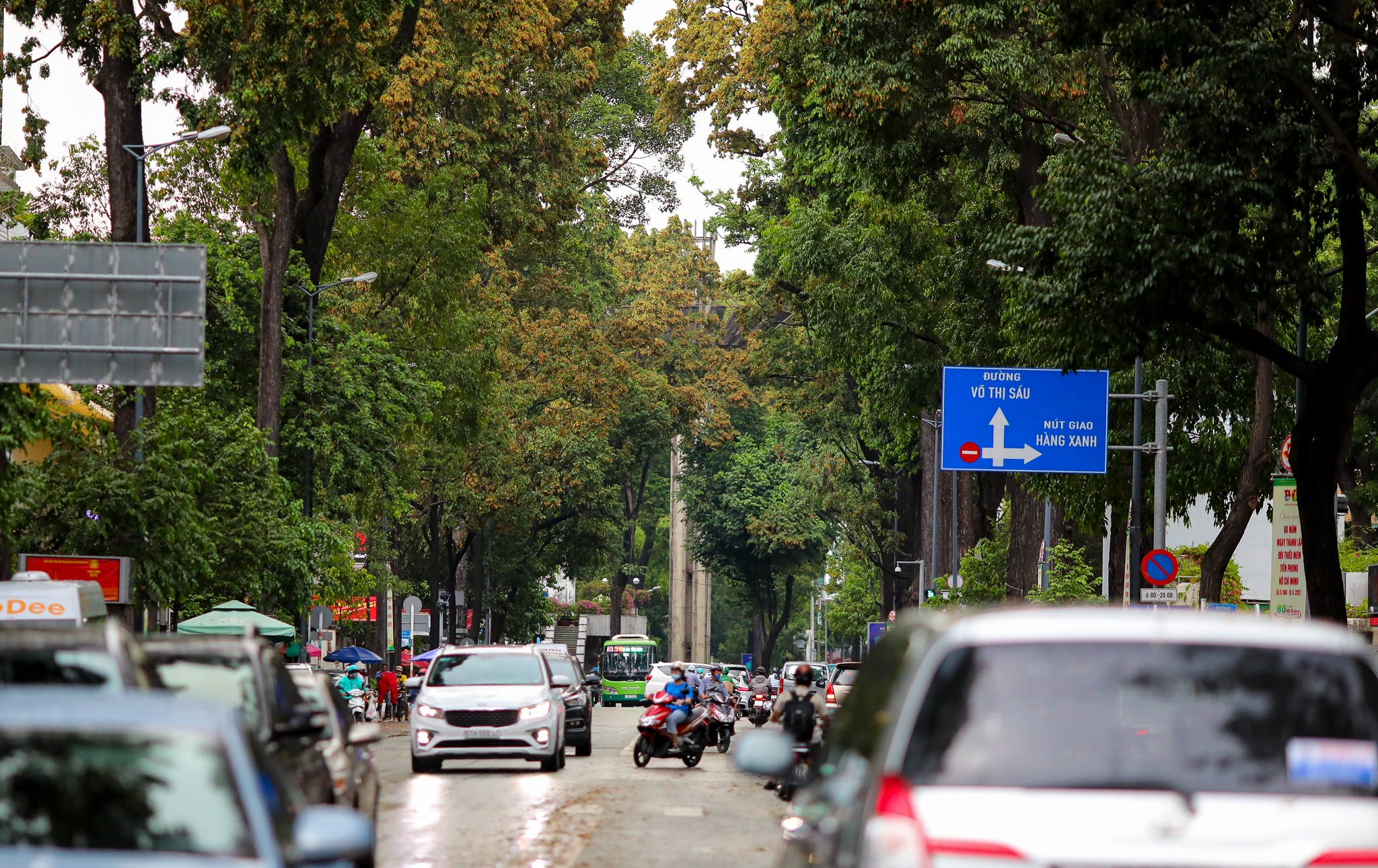 mua hoa cho roi o Sai Gon anh 33