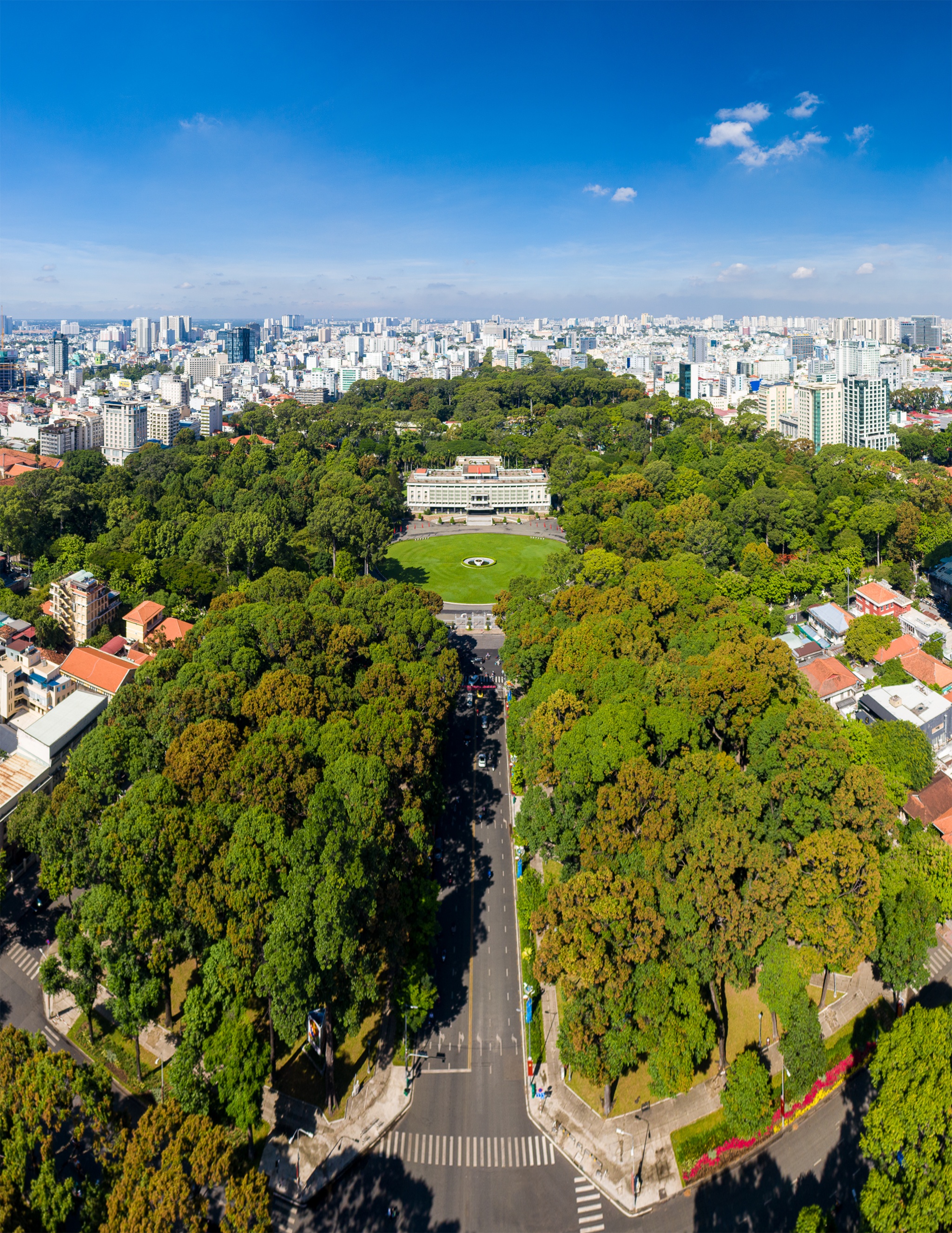 mua hoa cho roi o Sai Gon anh 2