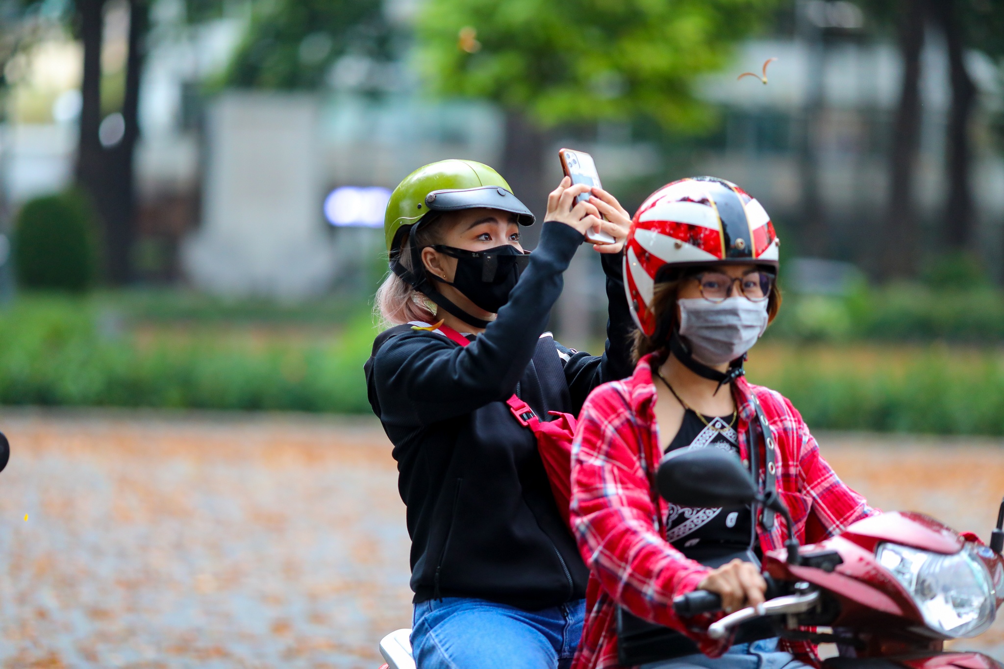 mua hoa cho roi o Sai Gon anh 24