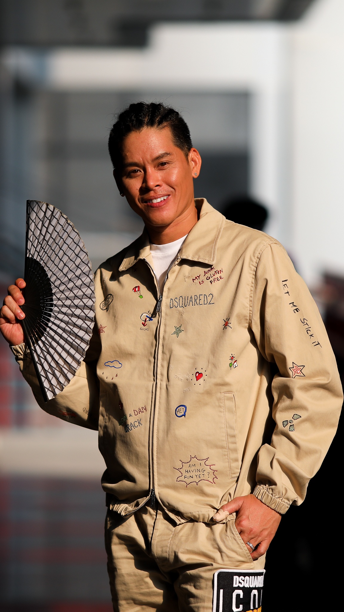 John Huy Tran lam giam khao show vu dao anh 2