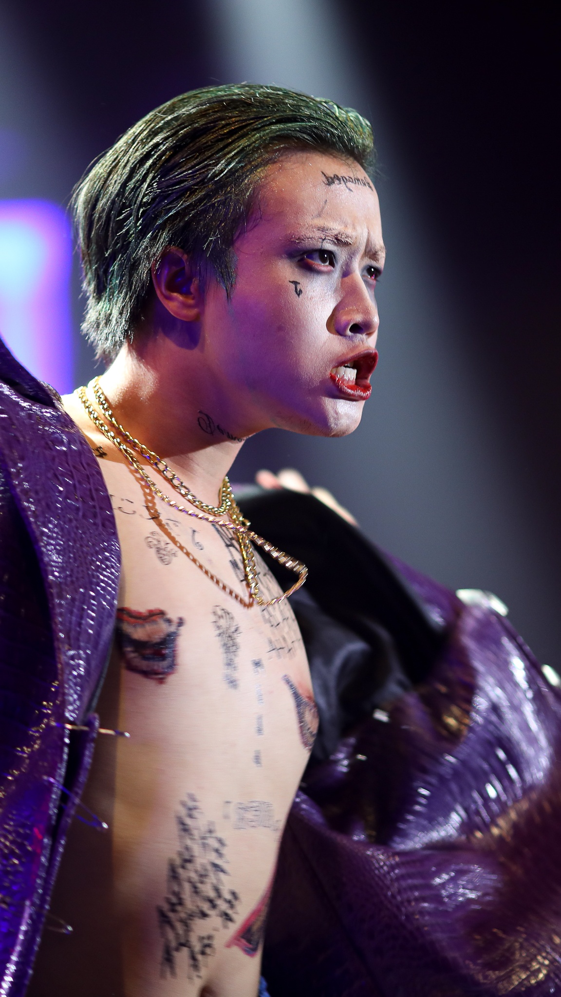 John Huy Tran lam giam khao show vu dao anh 23