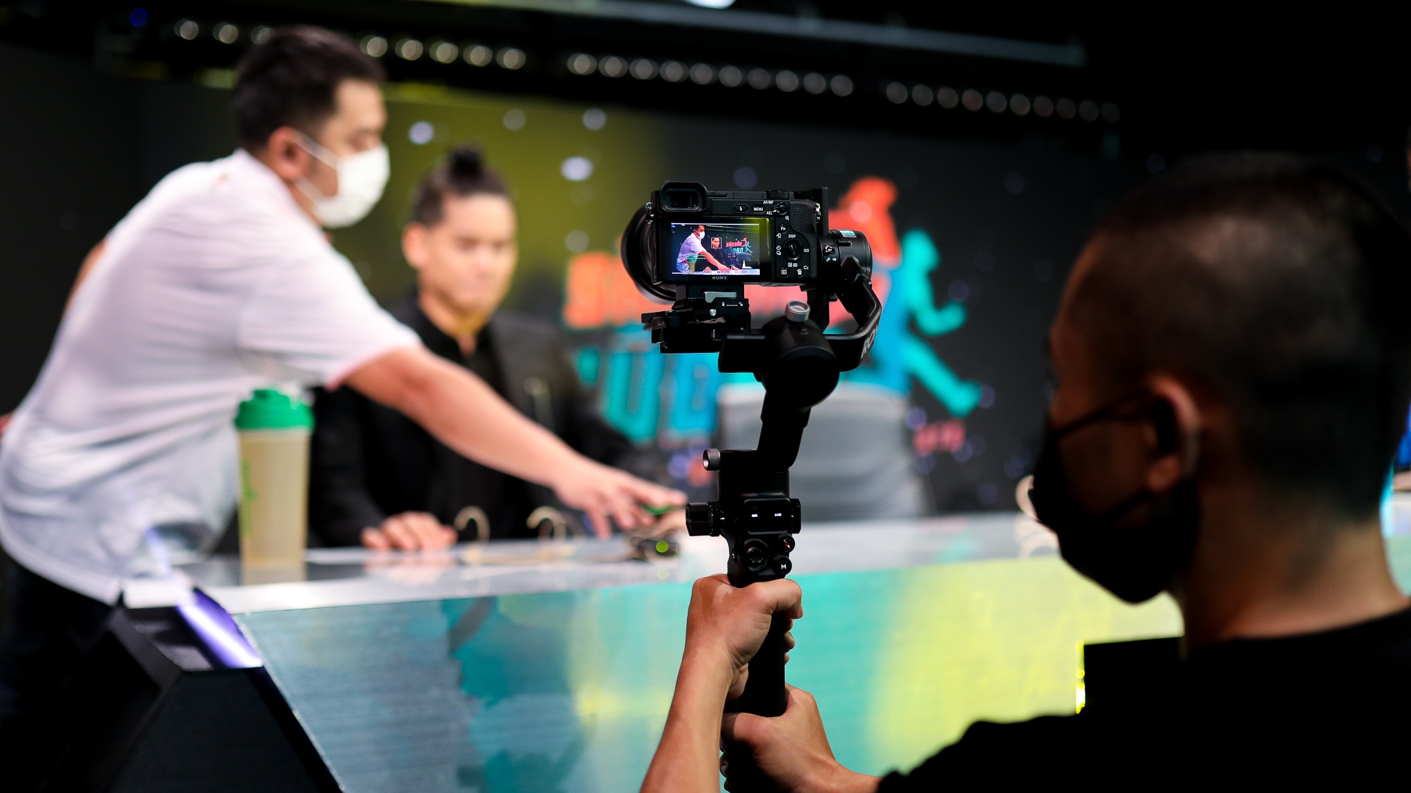 John Huy Tran lam giam khao show vu dao anh 7