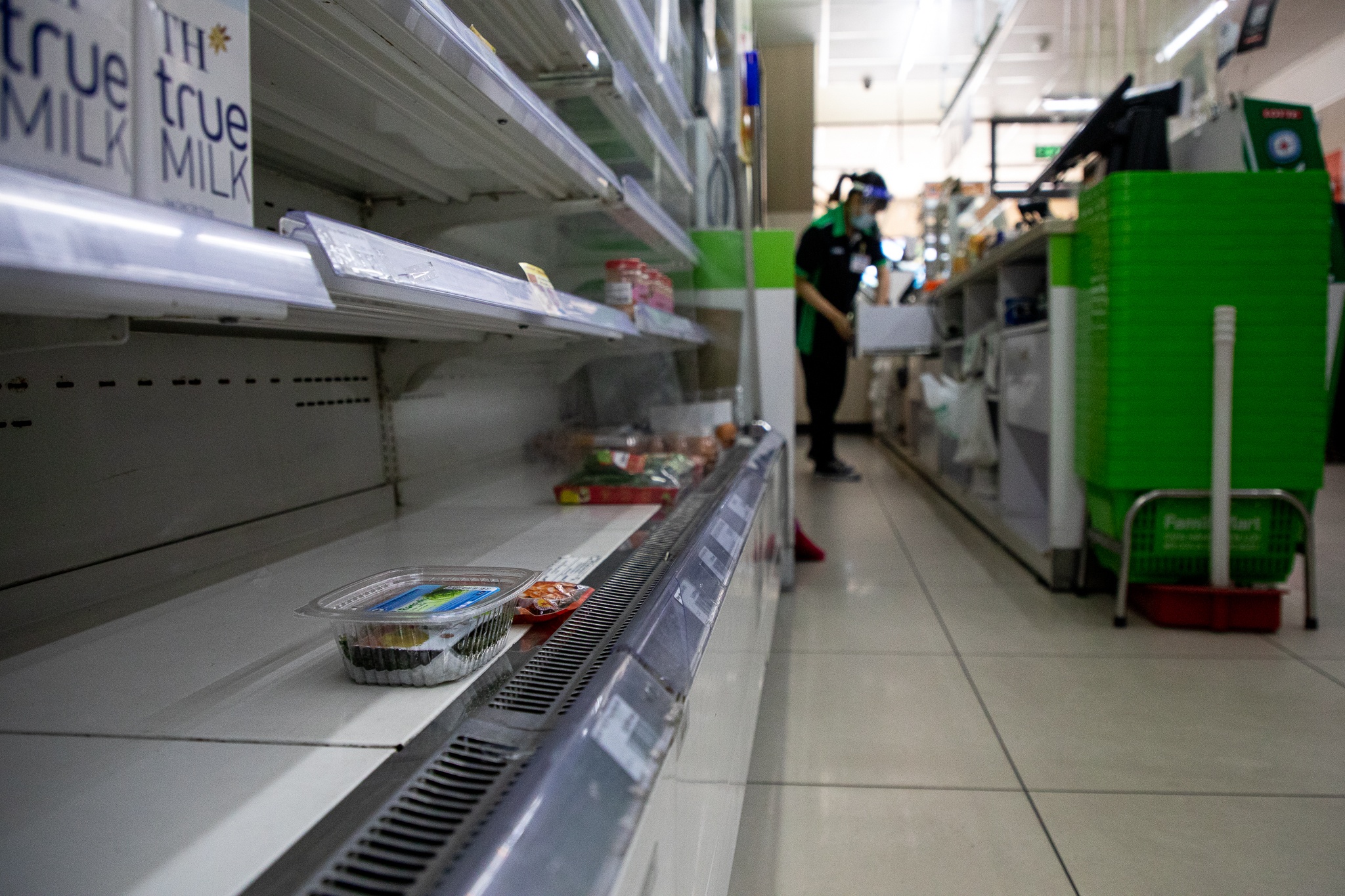 chay hang thuc pham che bien san anh 1