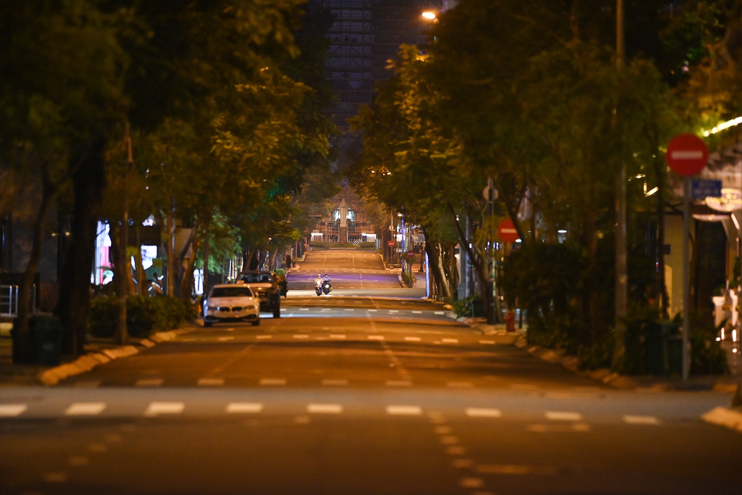 Nhung con duong vang bong nguoi o TP.HCM anh 34