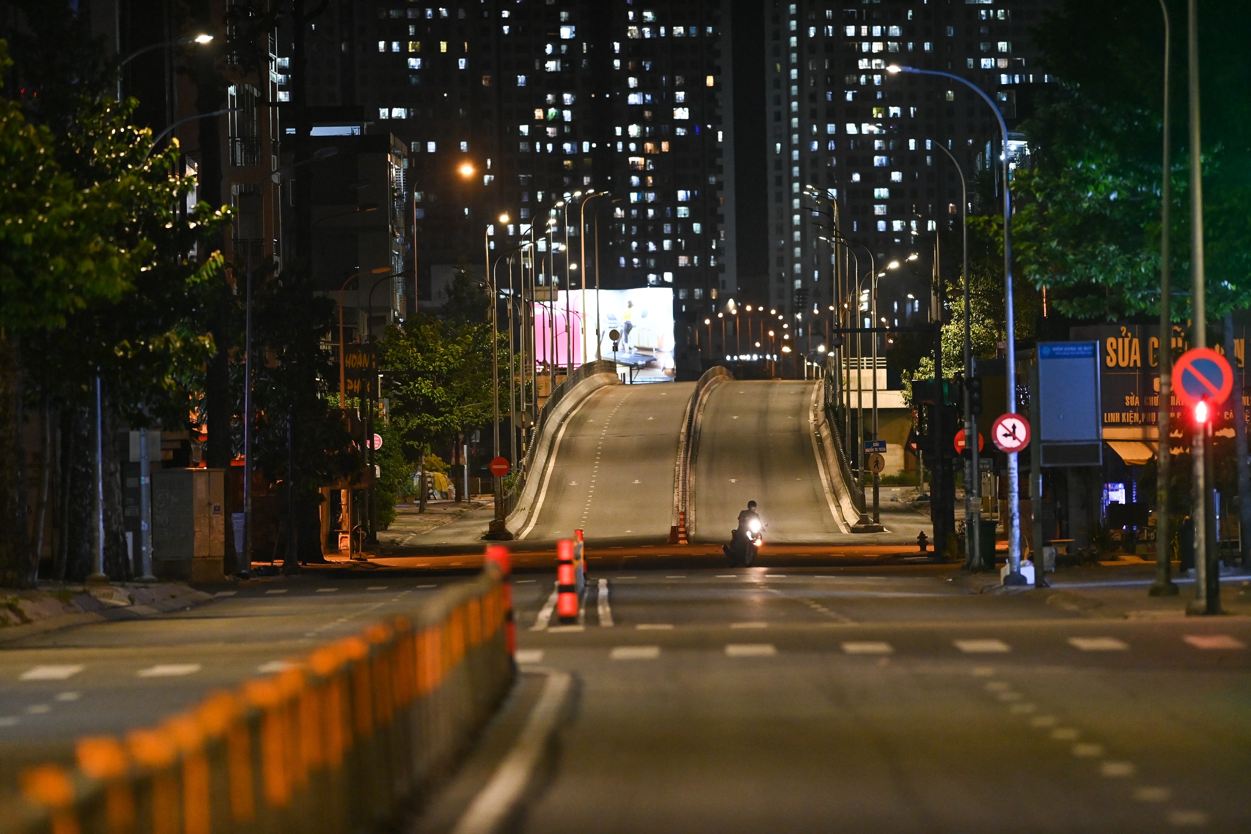 Nhung con duong vang bong nguoi o TP.HCM anh 45
