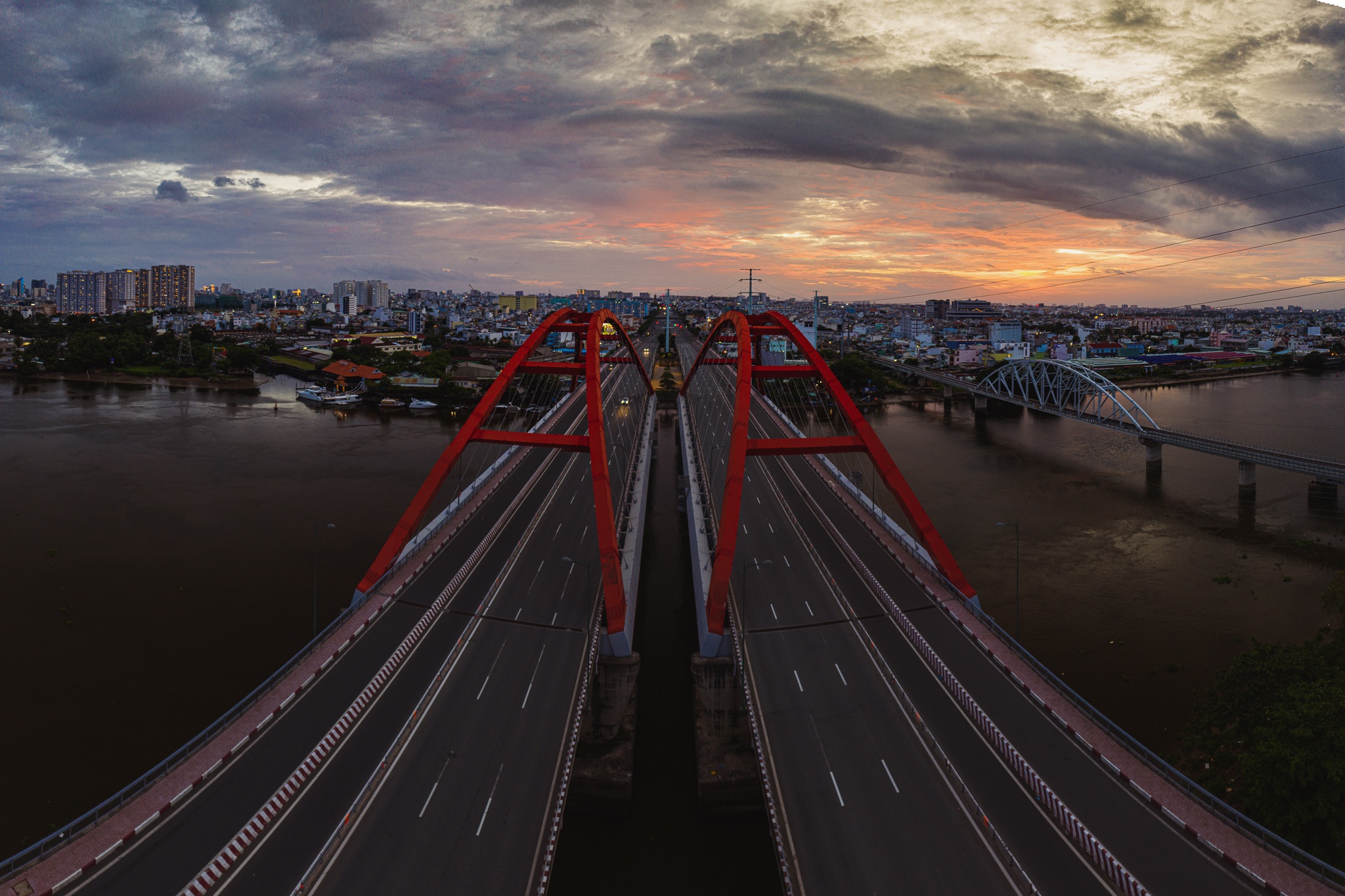 Nhung con duong vang bong nguoi o TP.HCM anh 18