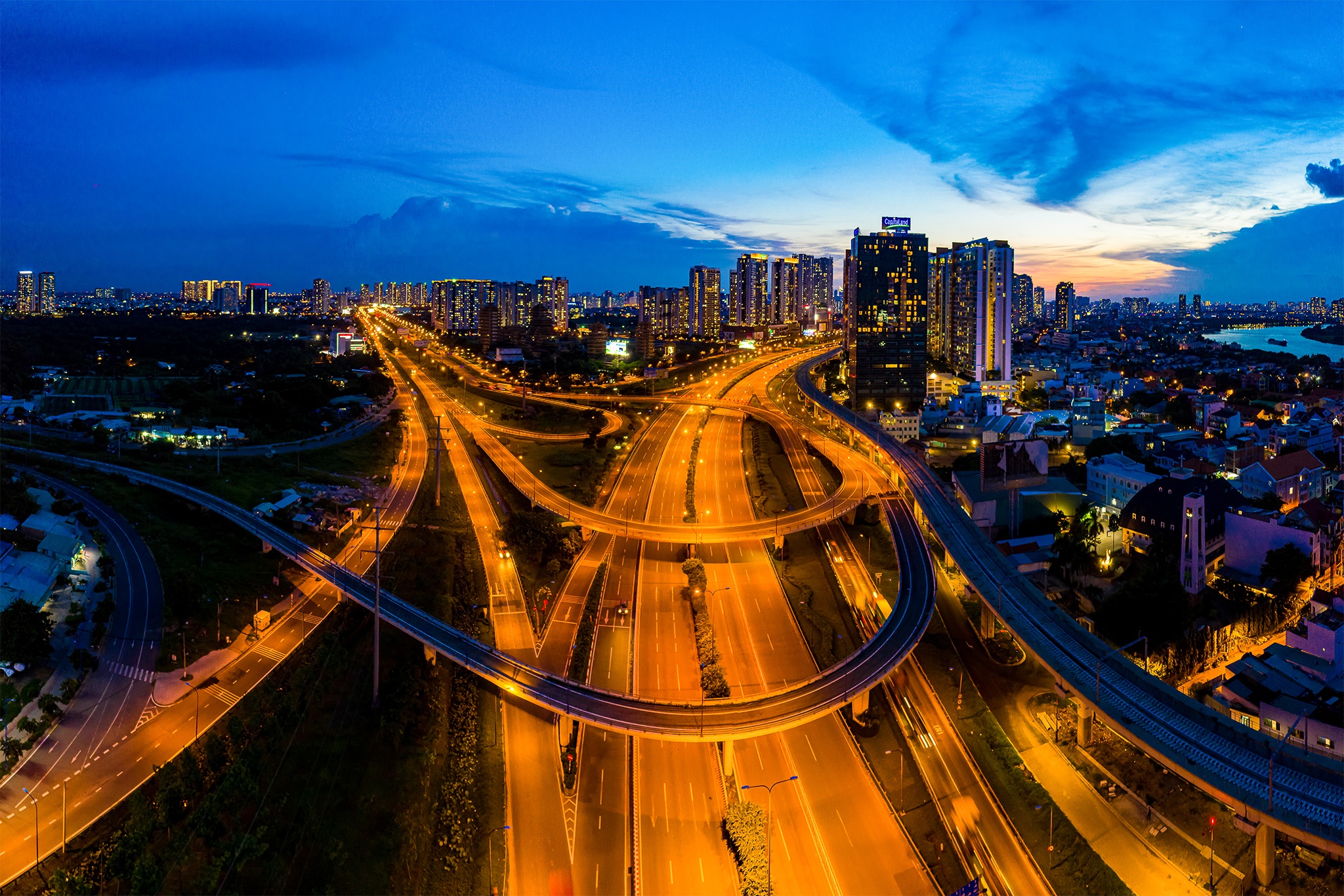 Nhung con duong vang bong nguoi o TP.HCM anh 12
