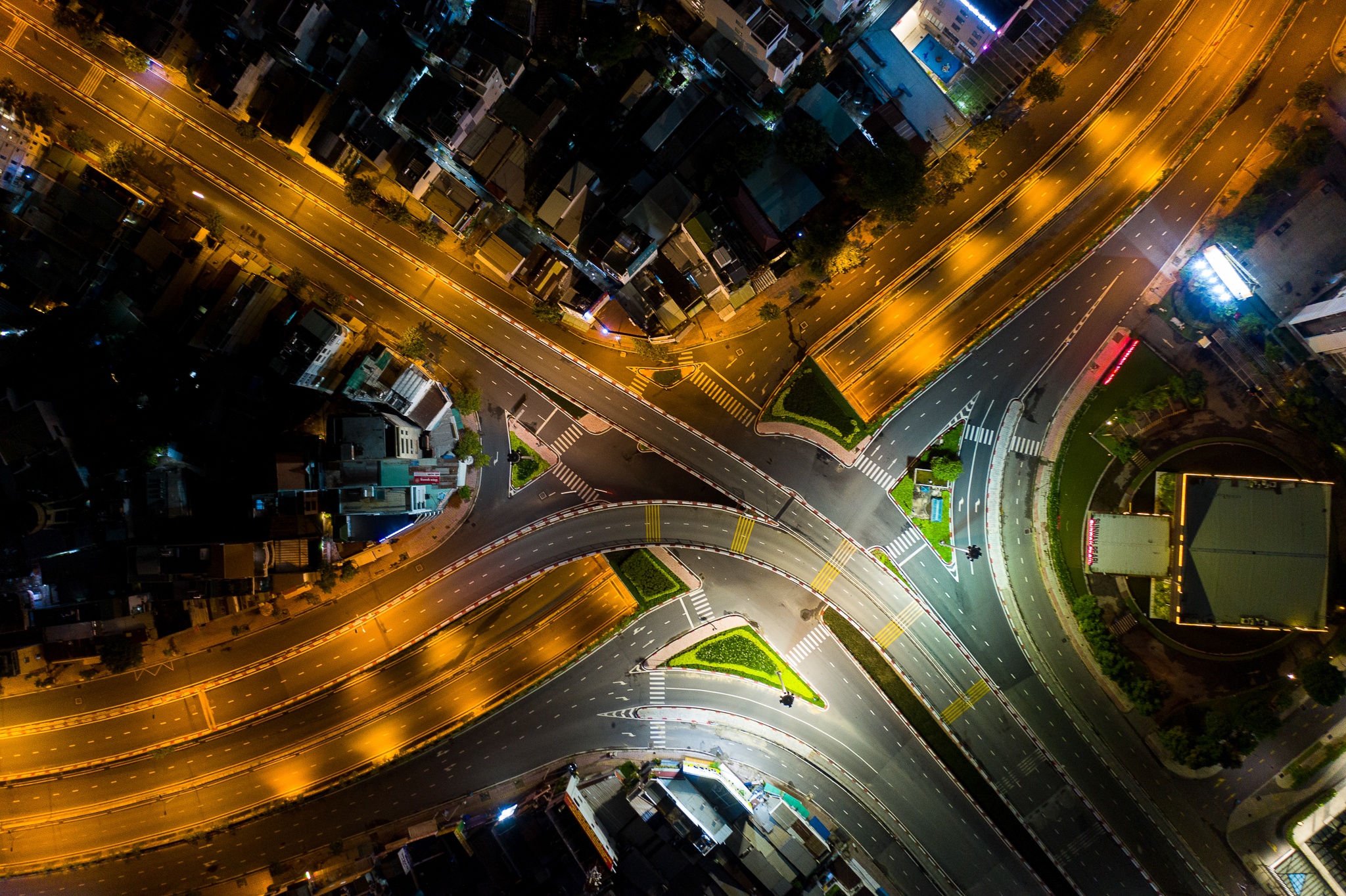 Nhung con duong vang bong nguoi o TP.HCM anh 10