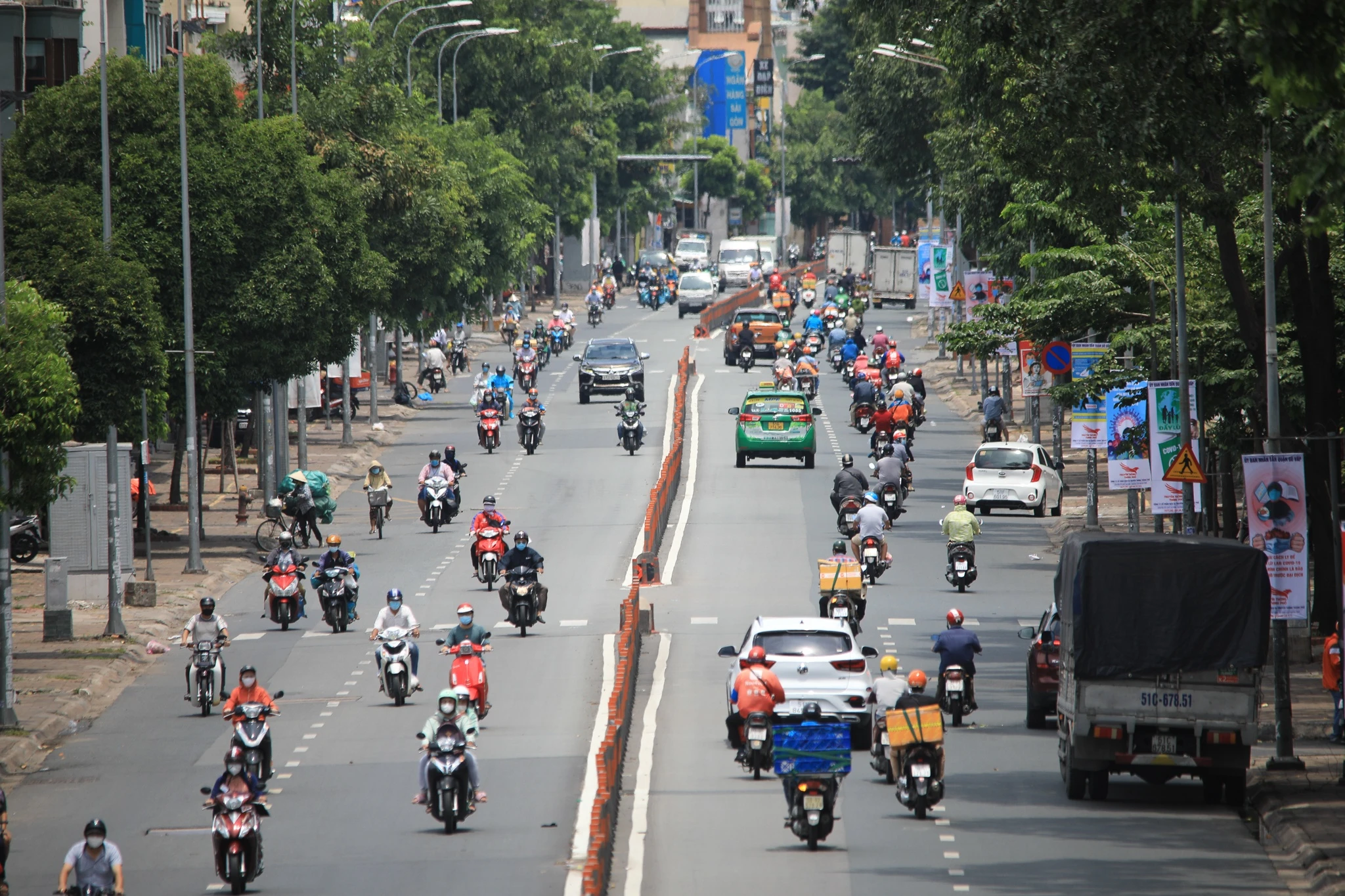 Duong pho dong duc TP.HCM anh 6