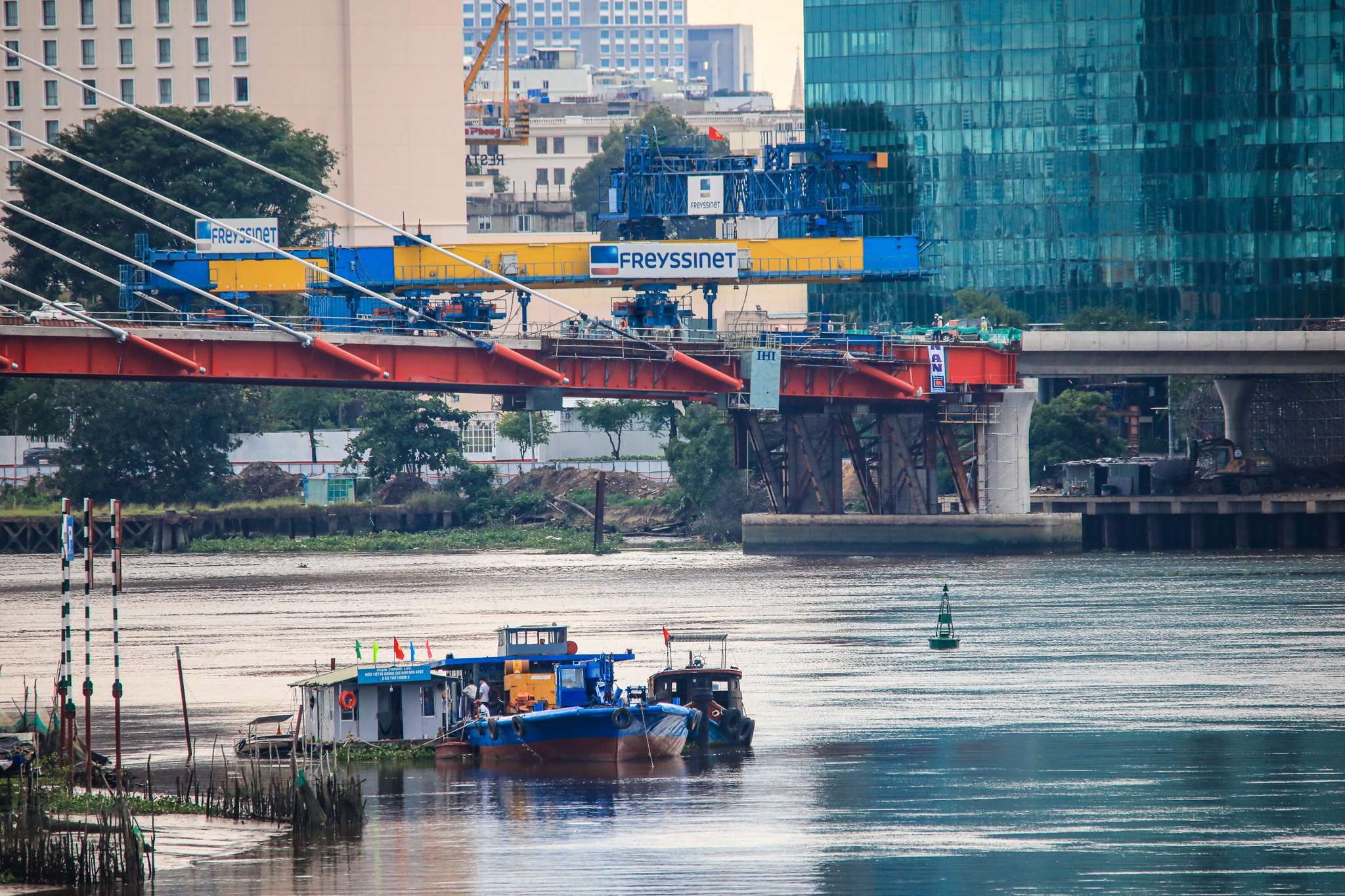 Cau Thu Thiem 2 hop long anh 8