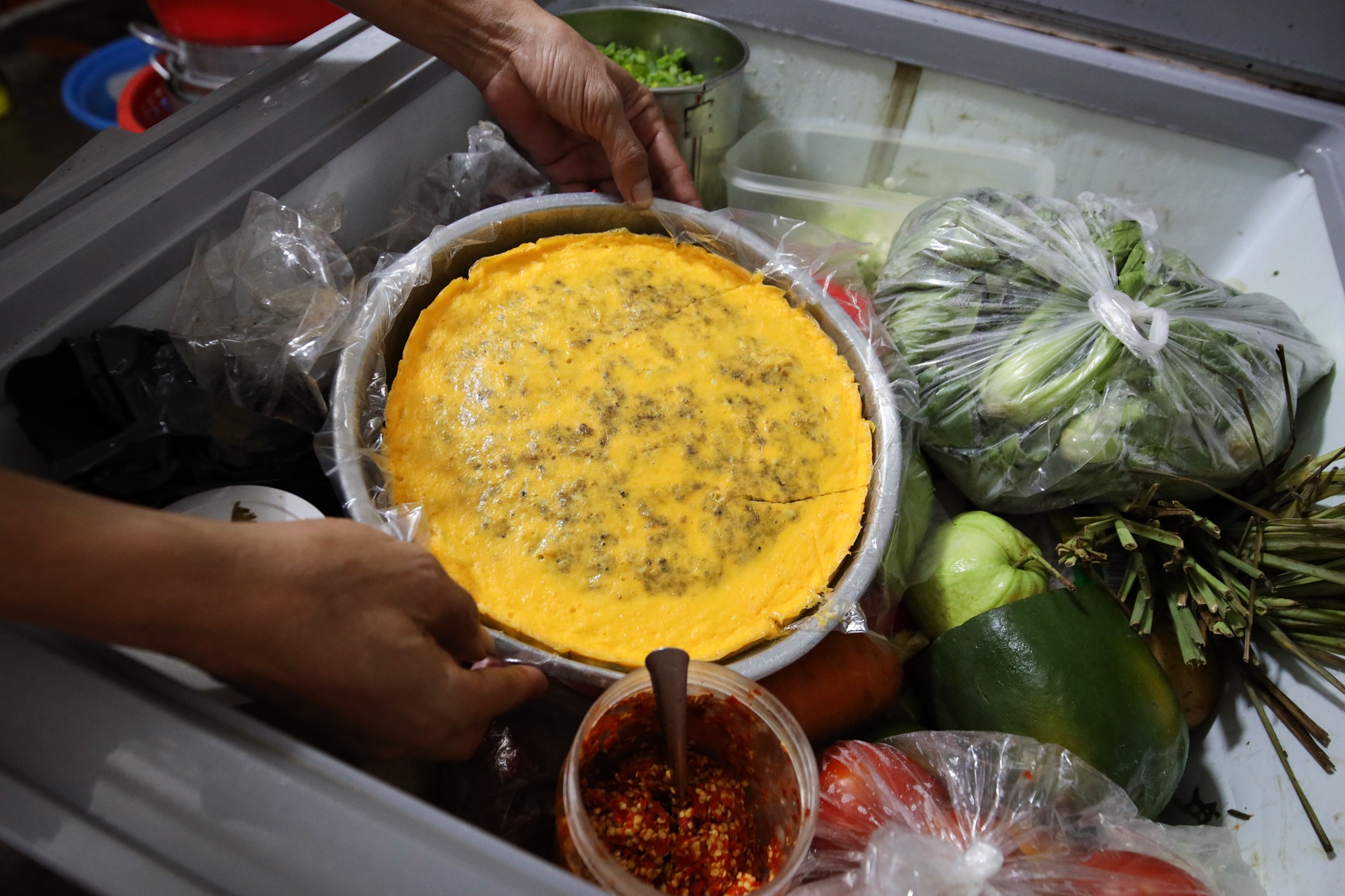 hang quan mo cua tro lai TP.HCM anh 6