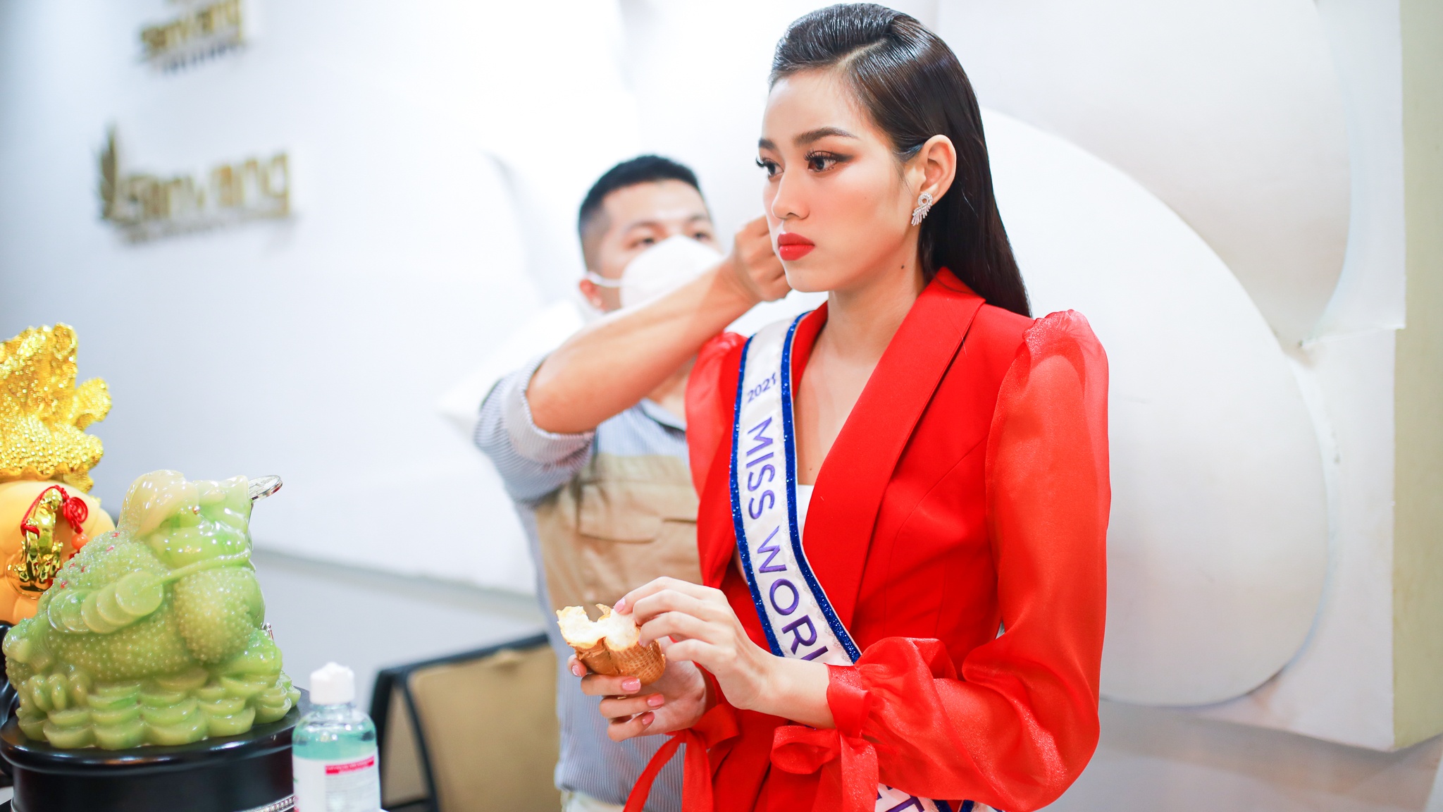 hoa hau do thi ha thi Hoa hau The gioi 2021 anh 23