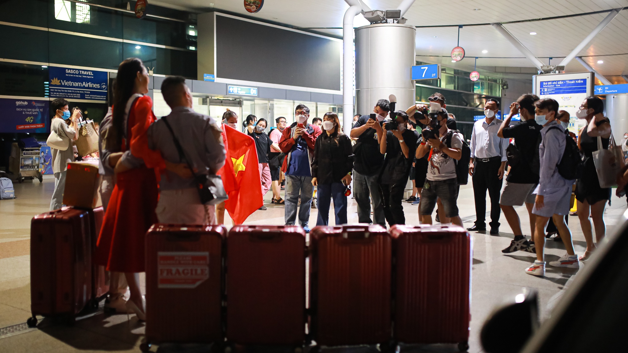 hoa hau do thi ha thi Hoa hau The gioi 2021 anh 29