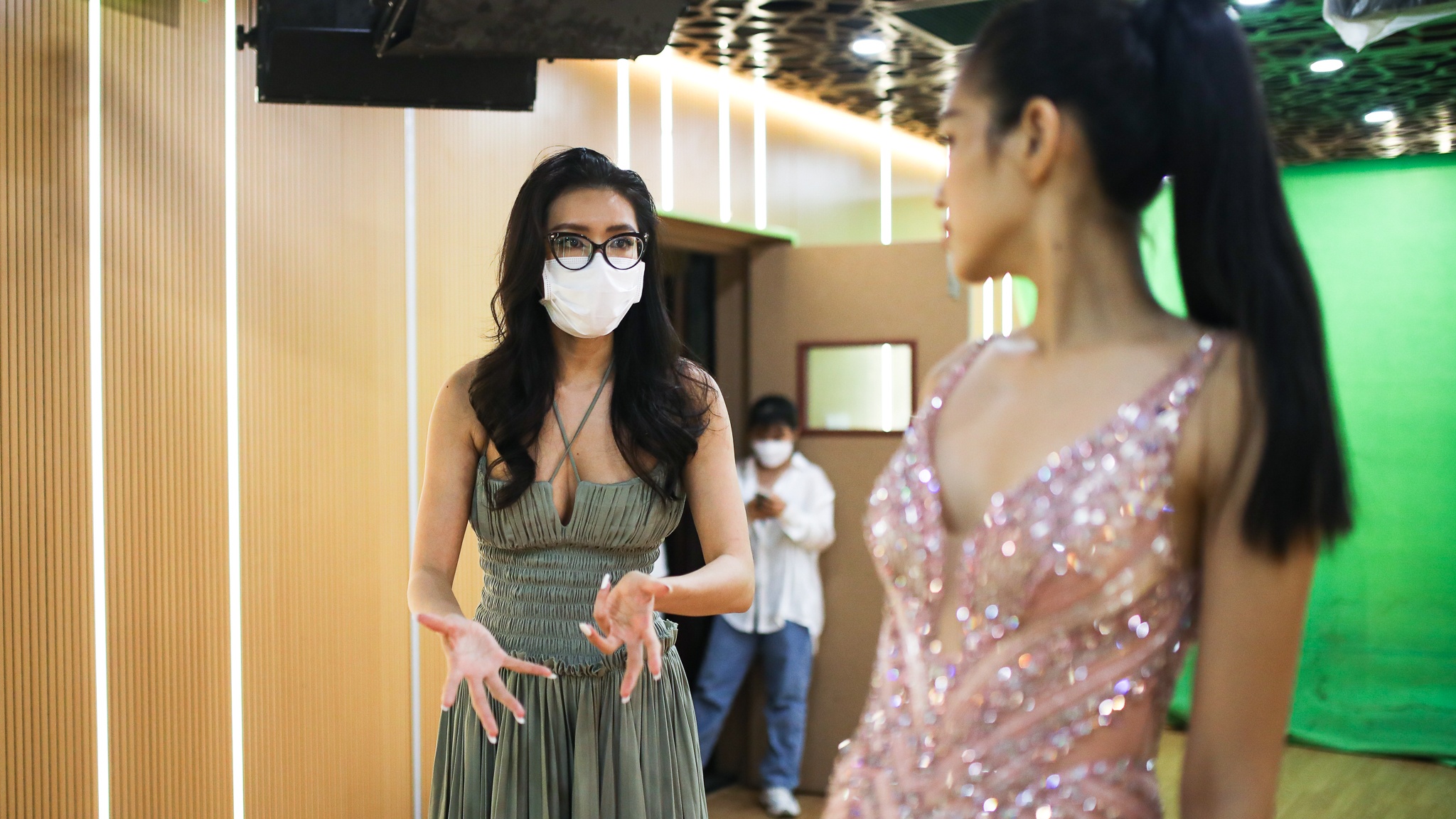 hoa hau do thi ha thi Hoa hau The gioi 2021 anh 12