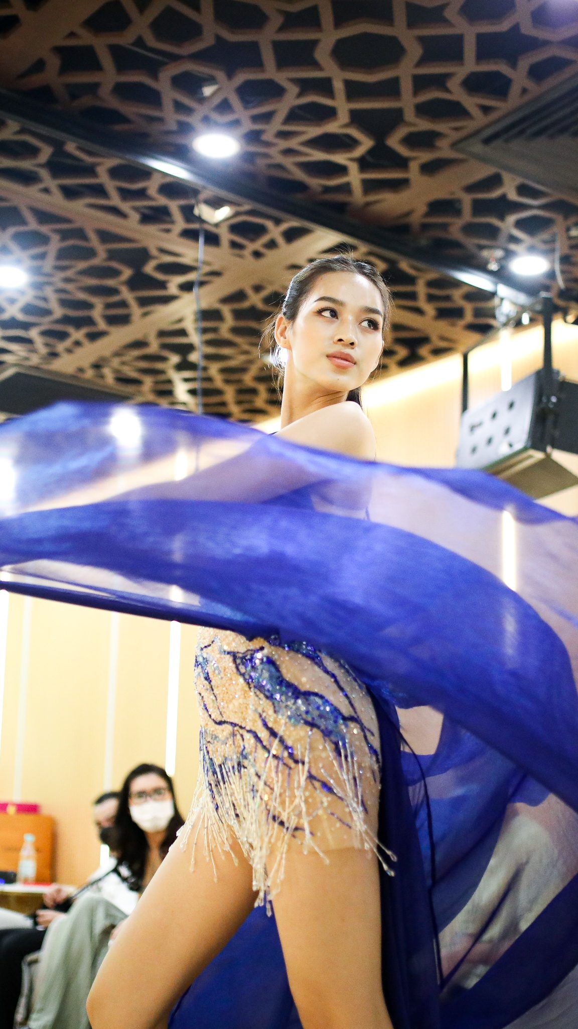 hoa hau do thi ha thi Hoa hau The gioi 2021 anh 16