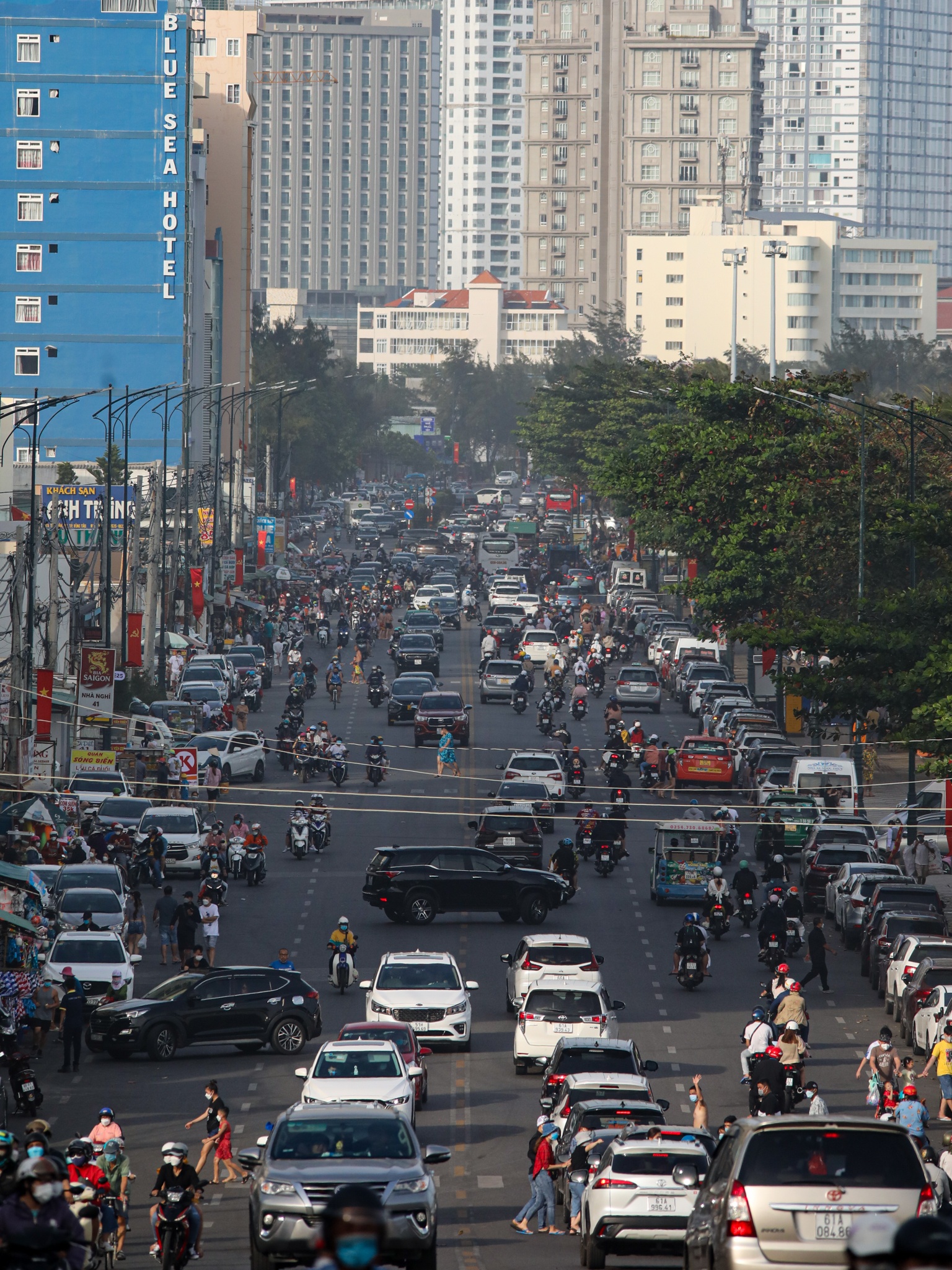 Bien Vung Tau chat kin khach anh 1