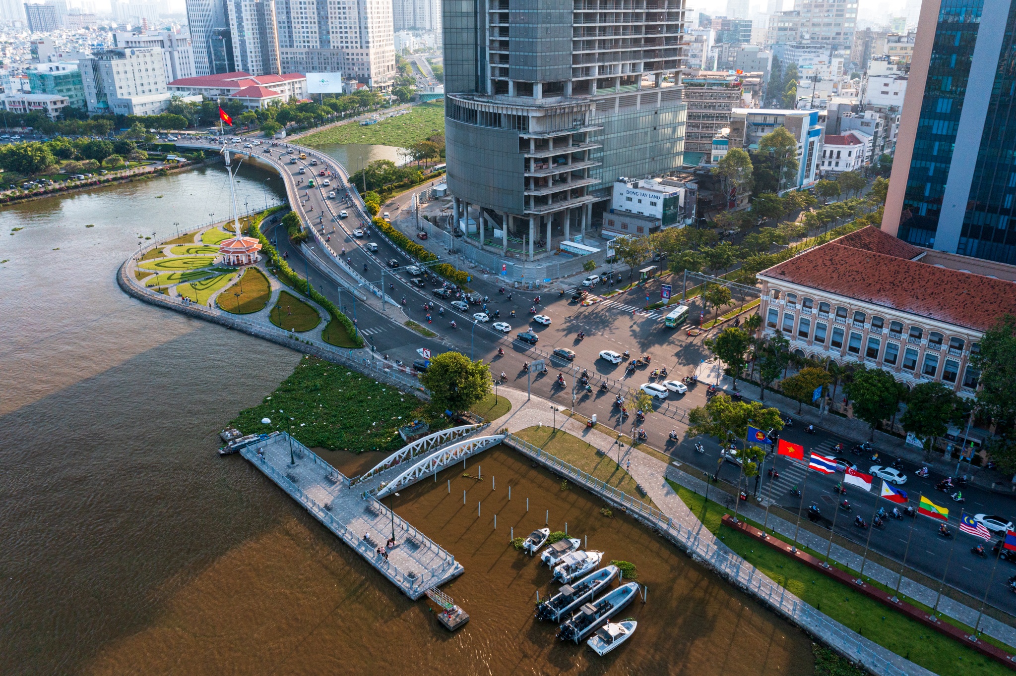 ven song sai gon anh 13