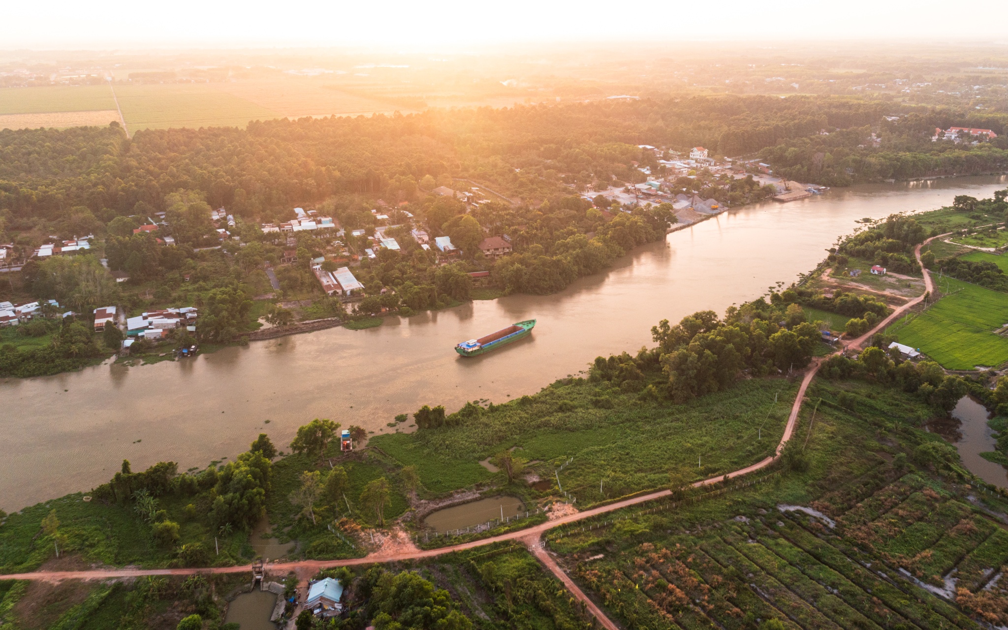 Hien trang vung ven song Sai Gon trong de an dai lo 64 km hinh anh