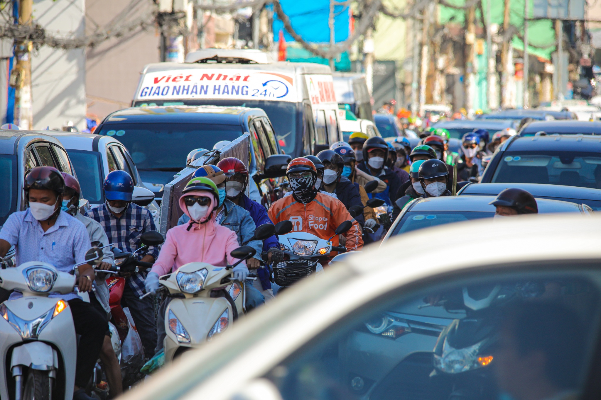 ket xe keo dai tai TP.HCM sang dau tuan anh 8