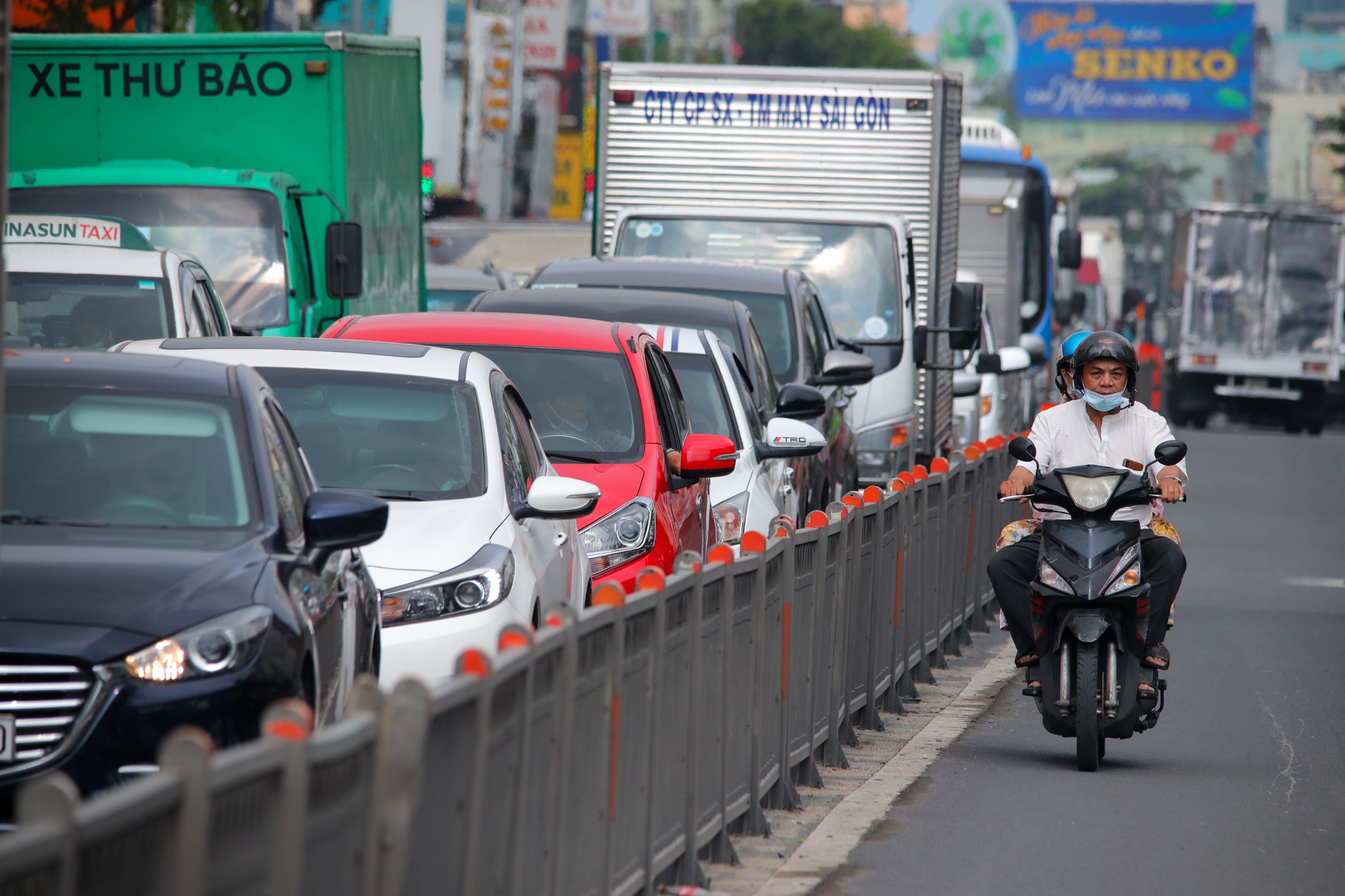 ket xe keo dai tai TP.HCM sau le anh 14