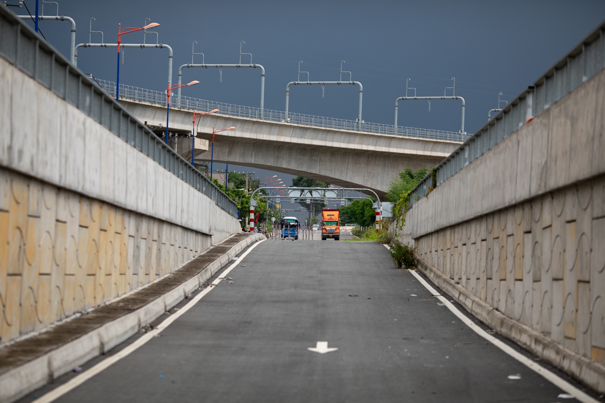 Ben xe Mien Dong moi anh 10