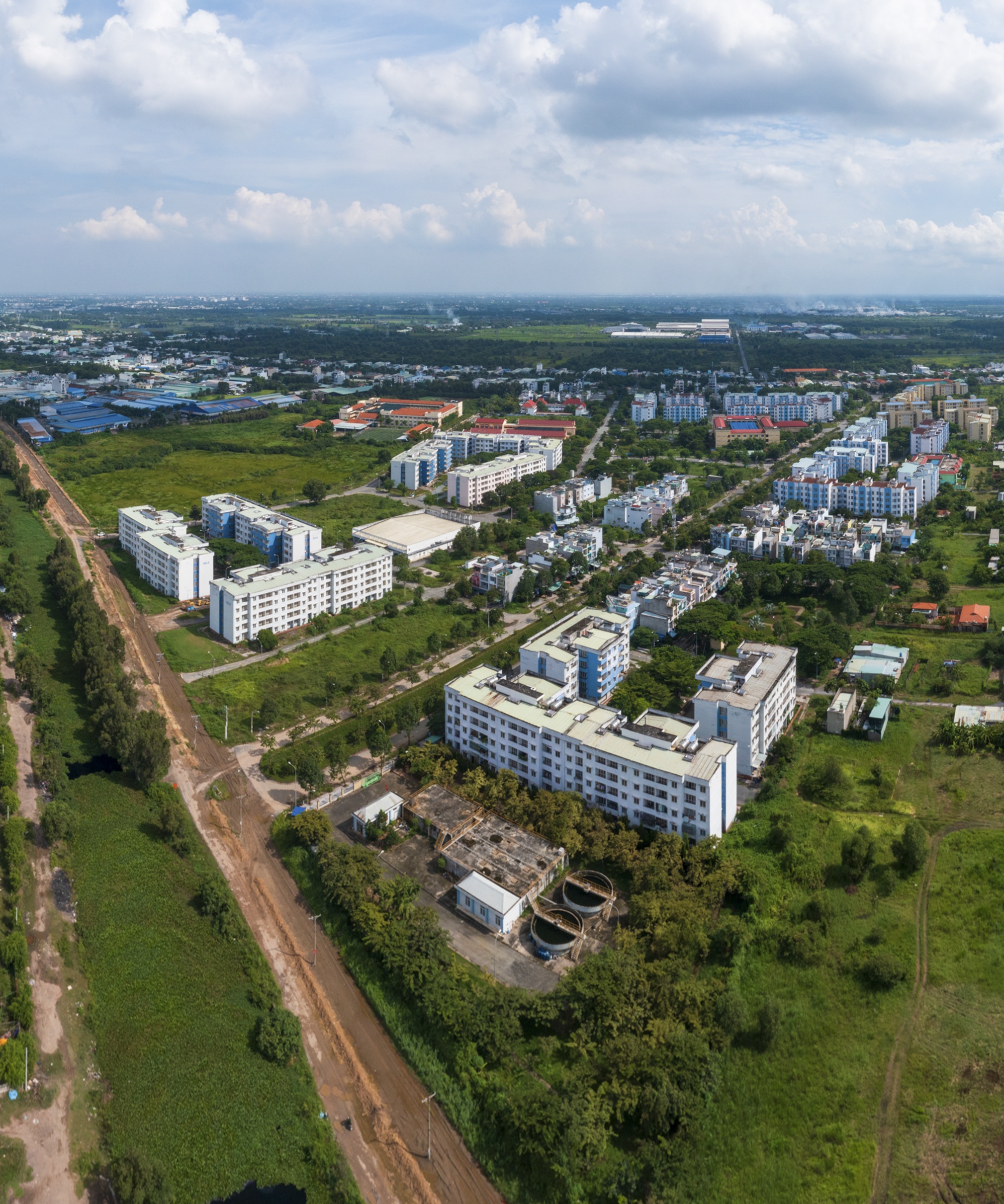 Hang nghin can ho bo hoang o TP.HCM anh 2