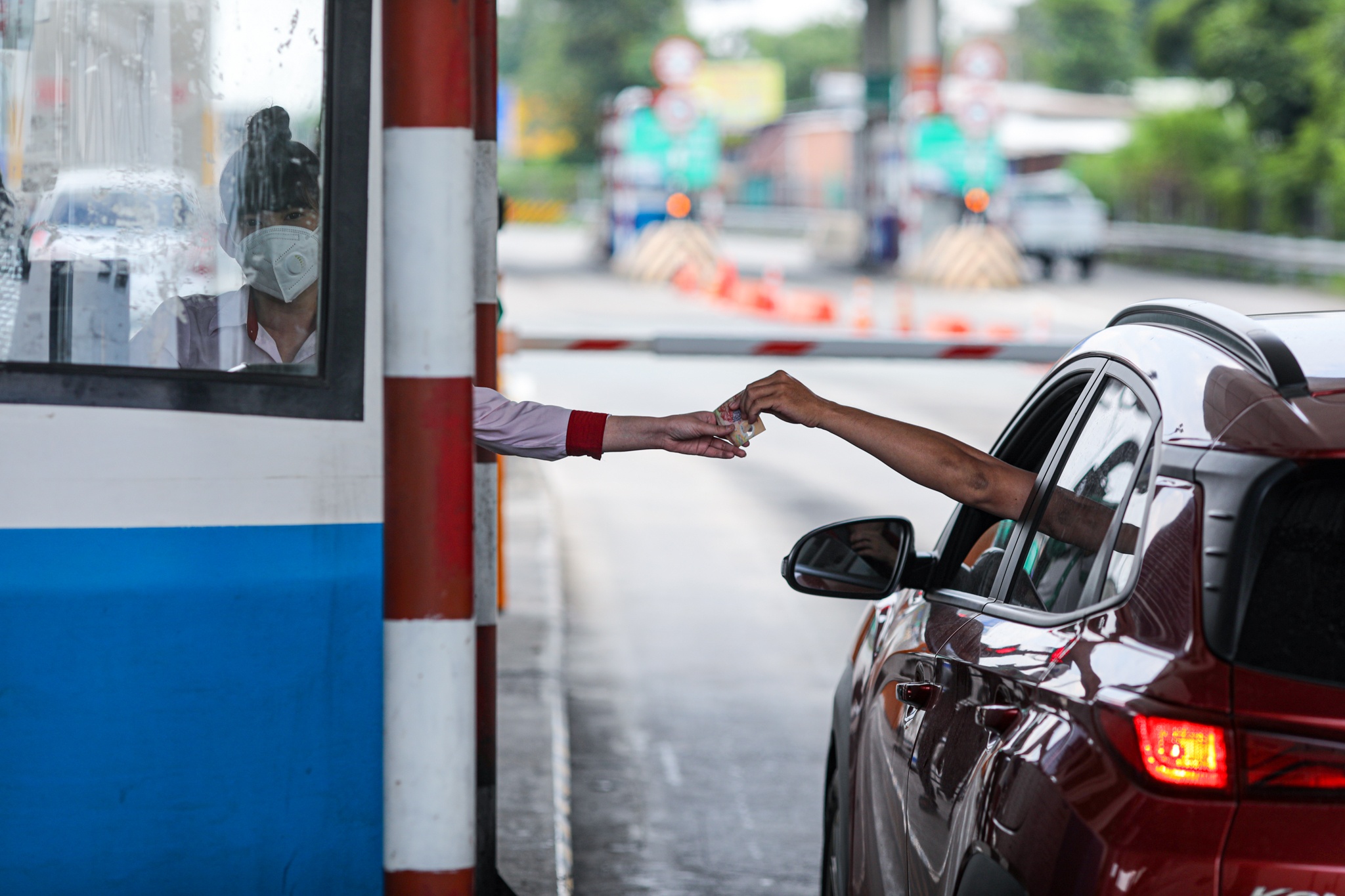 Cao toc TPHCM Long Thanh Un u hang km anh 7
