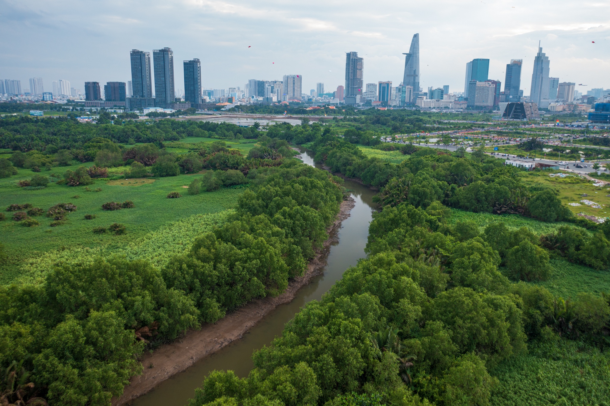 Cung van hoa thieu nhi anh 2