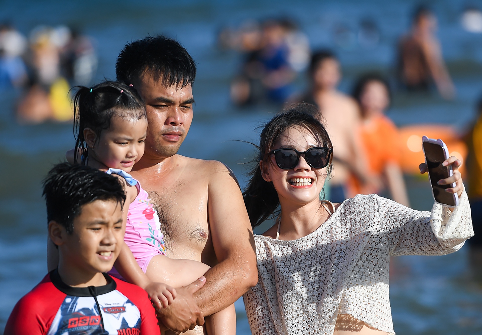 Bien Vung Tau kin nguoi dip 2/9 hinh anh
