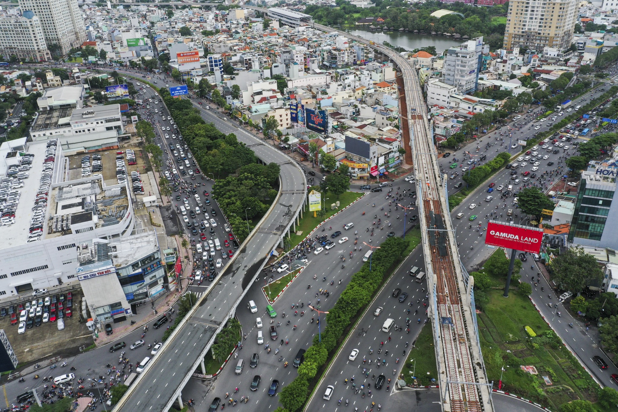 Cau hoi bo ngo ve kha nang khoi phuc cau Nguyen Huu Canh hinh anh