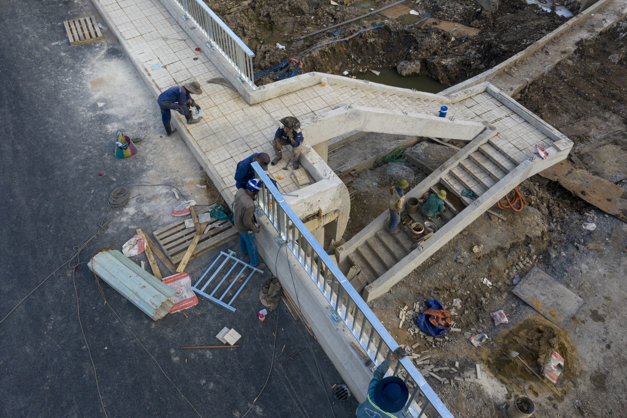 cau Bung thong xe anh 3