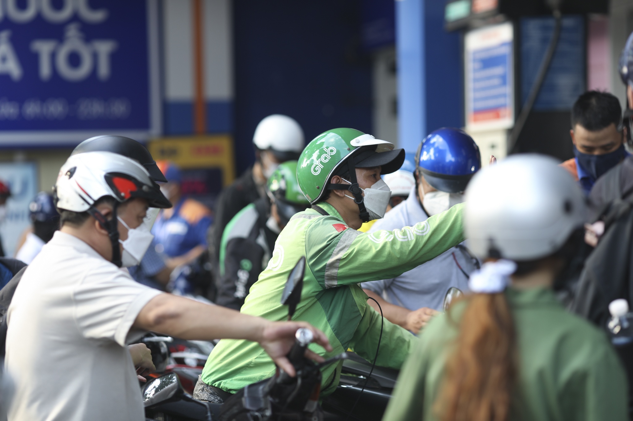 trung tam TP.HCM het xang anh 4