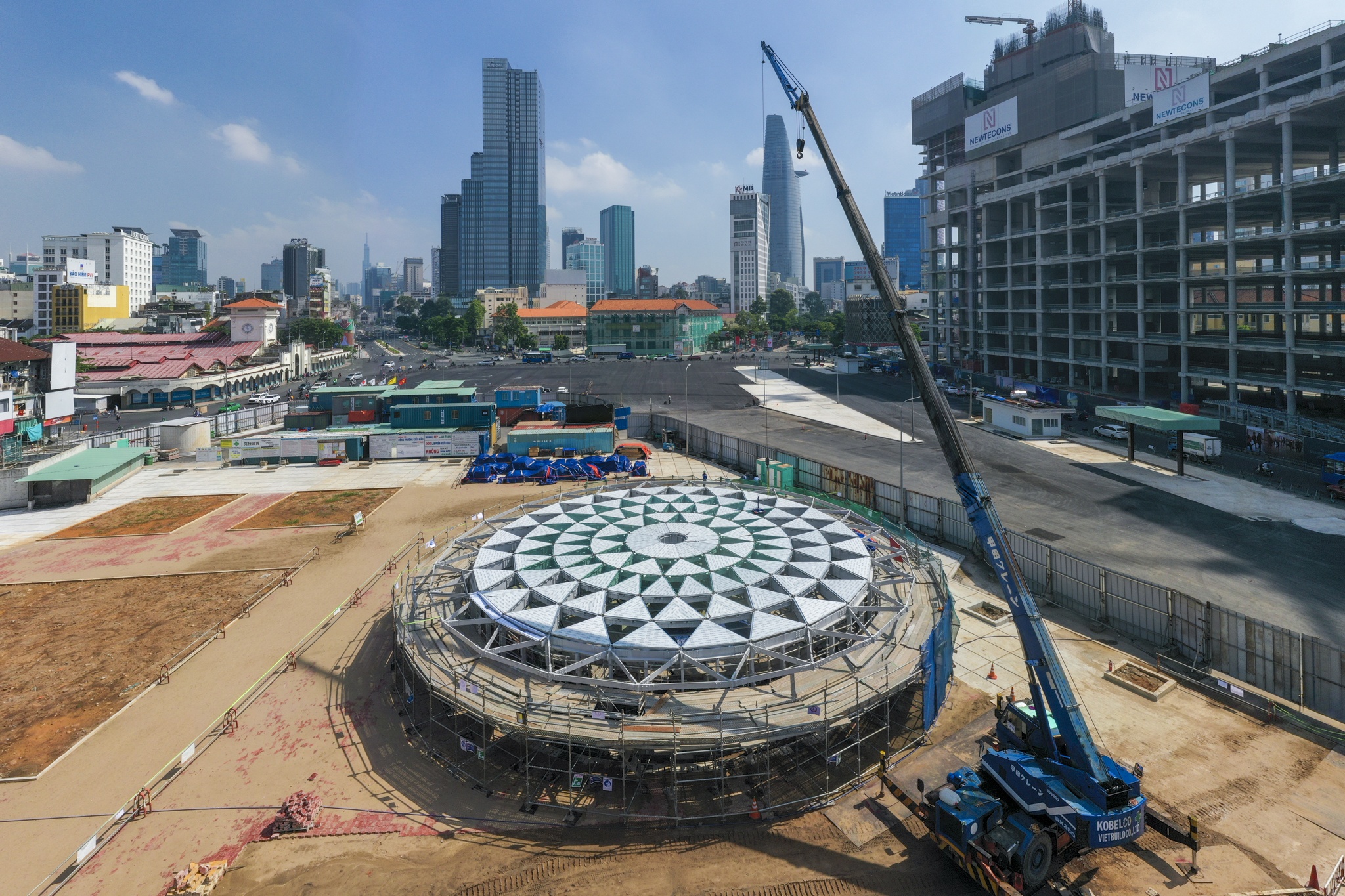 gieng troi ga ben thanh anh 1