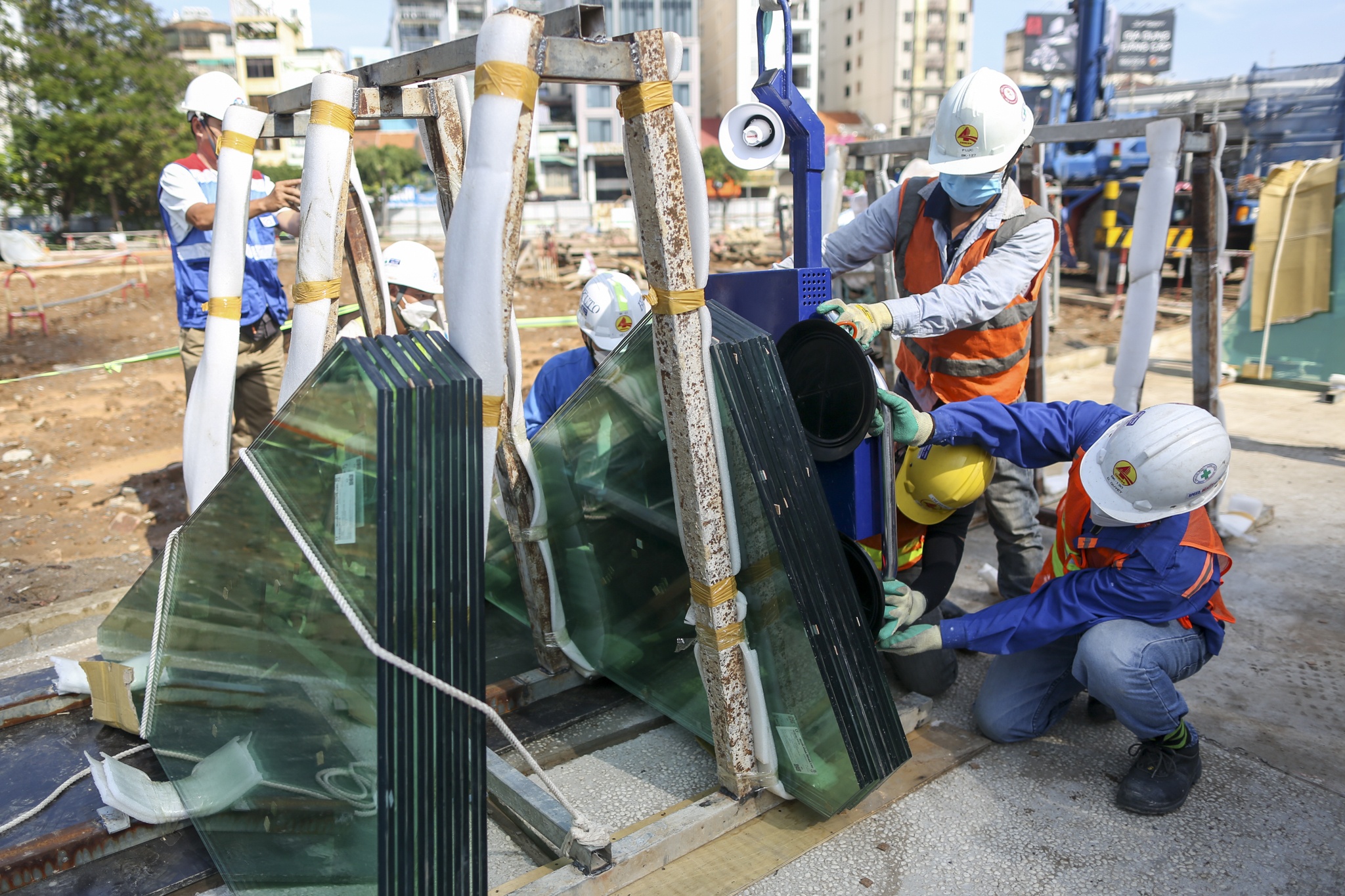 gieng troi ga ben thanh anh 3