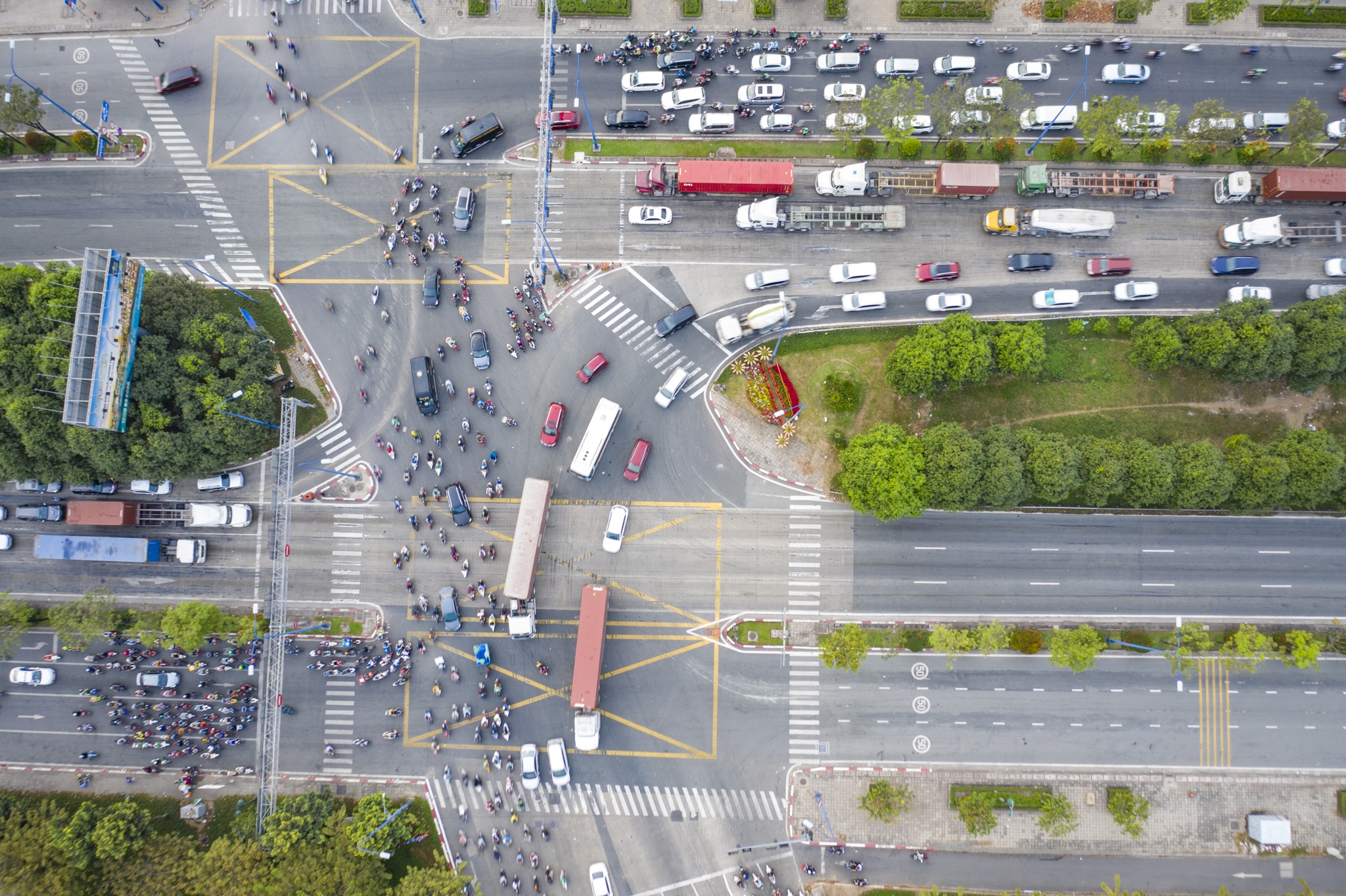 Ket xe nut An Phu anh 9