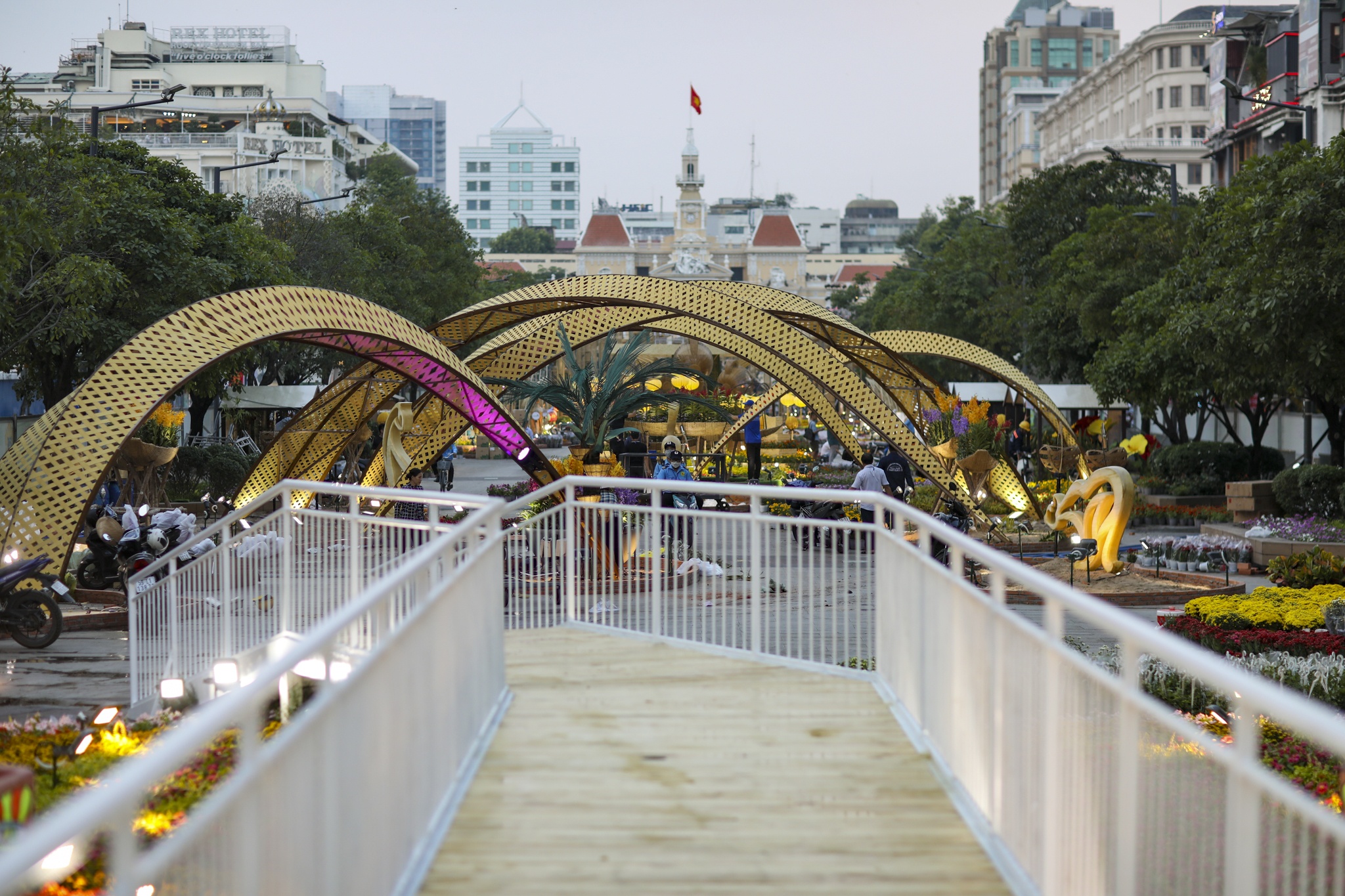 duong hoa nguyen hue anh 27