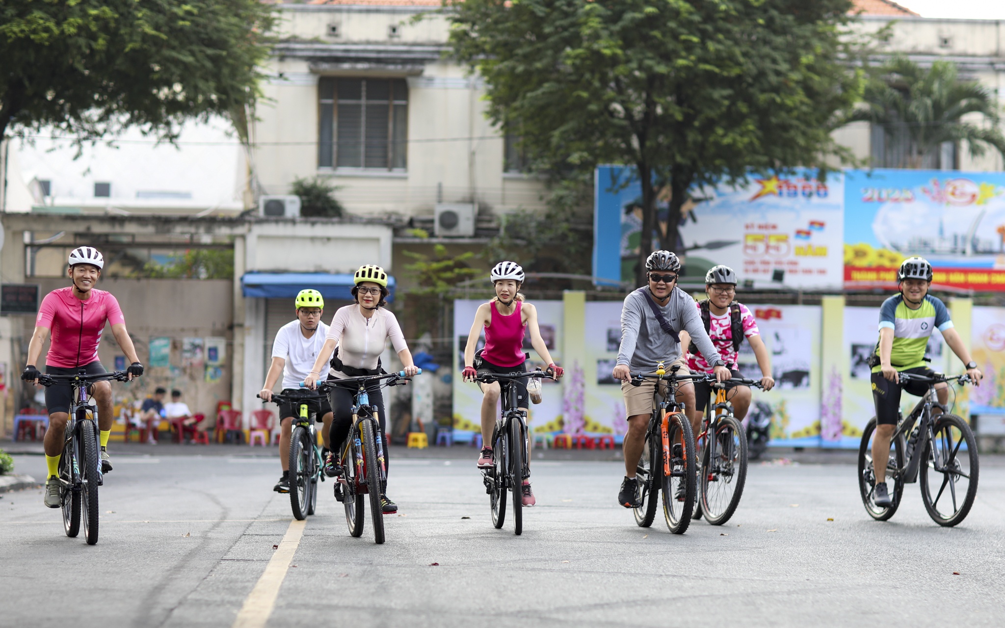 gioi tre dien ao dai anh 6