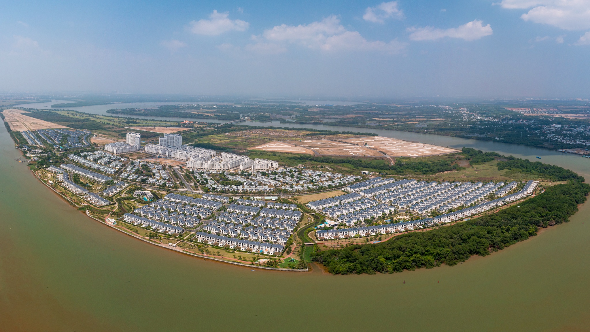 SwanBay Dai Phuoc anh 1