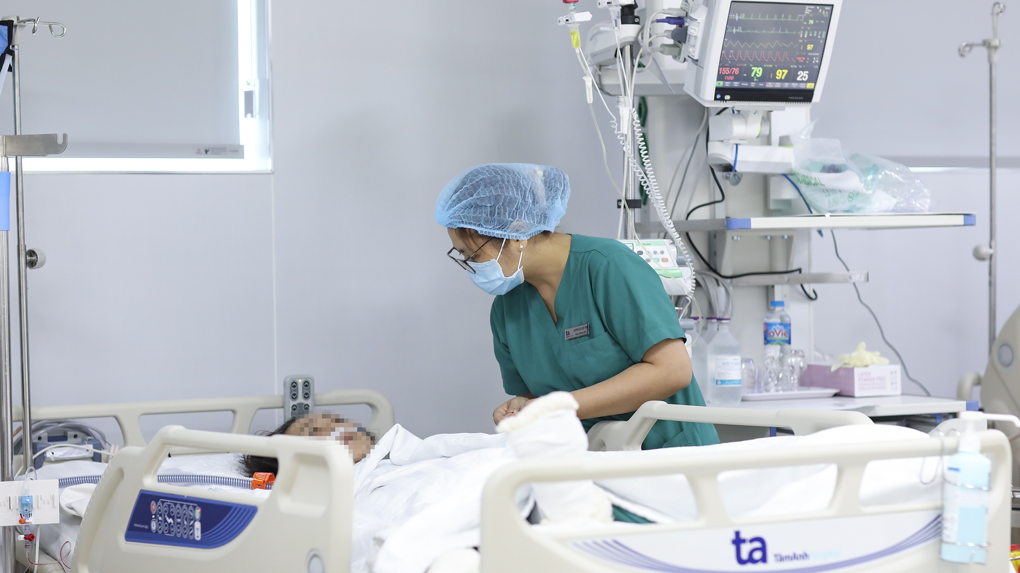 12 giờ nữ điều dưỡng ảnh 18 12 gio nu dieu duong anh 18