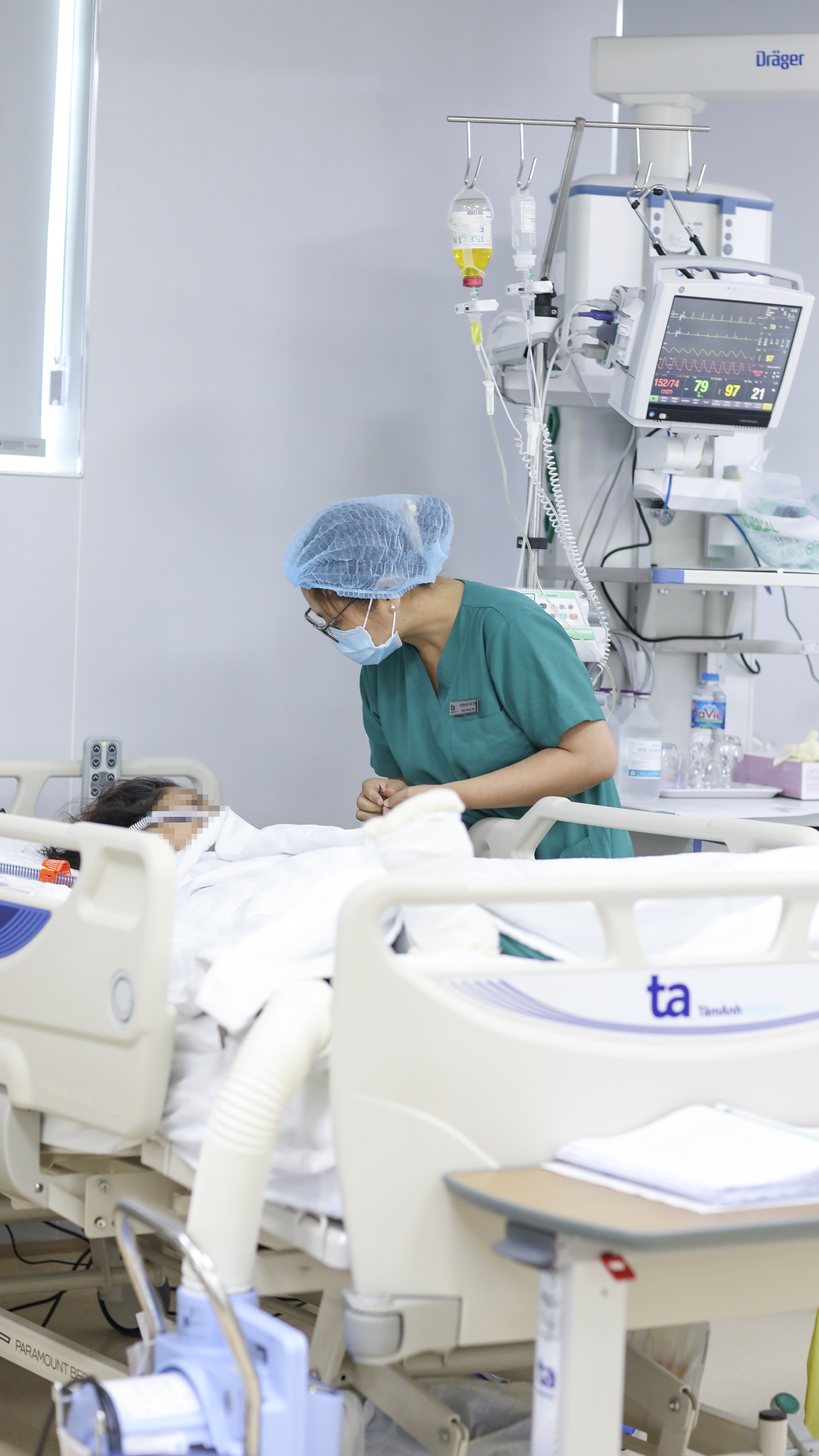 12 giờ nữ điều dưỡng ảnh 17 12 gio nu dieu duong anh 17