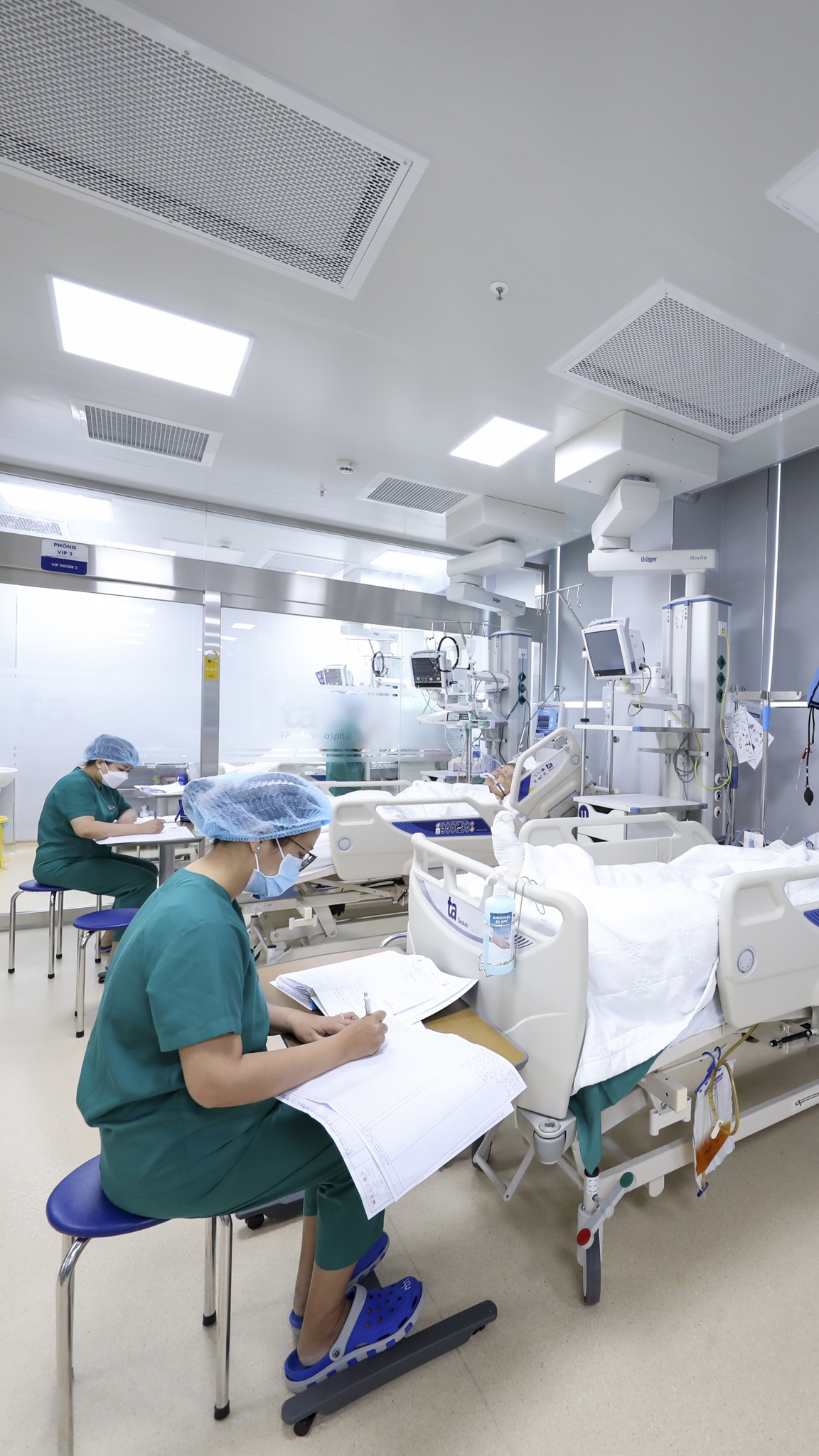 12 giờ nữ điều dưỡng ảnh 3 12 gio nu dieu duong anh 3