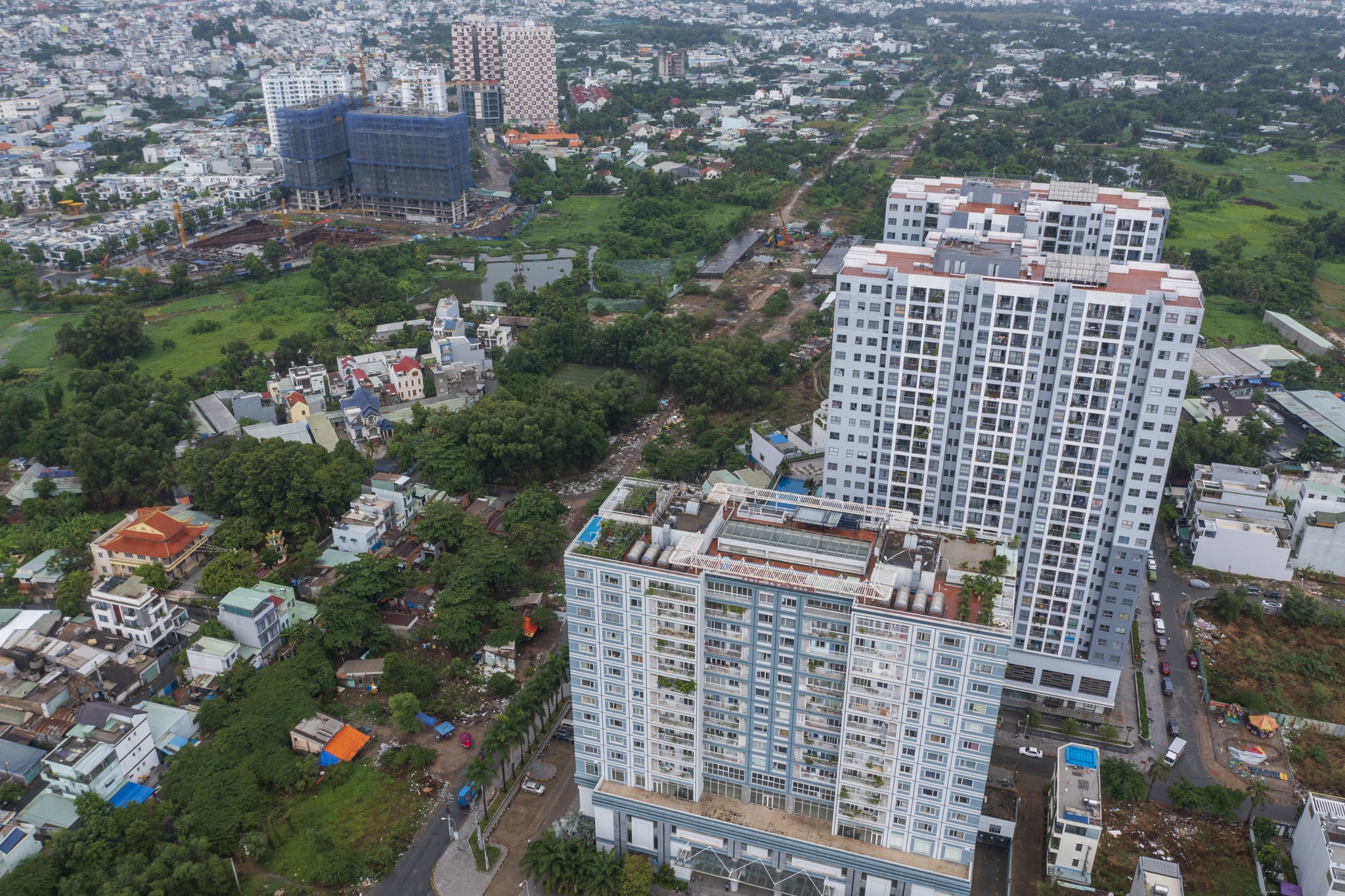 Hien trang loat du an quanh Vanh dai 2 TP.HCM dang do hon thap ky hinh anh