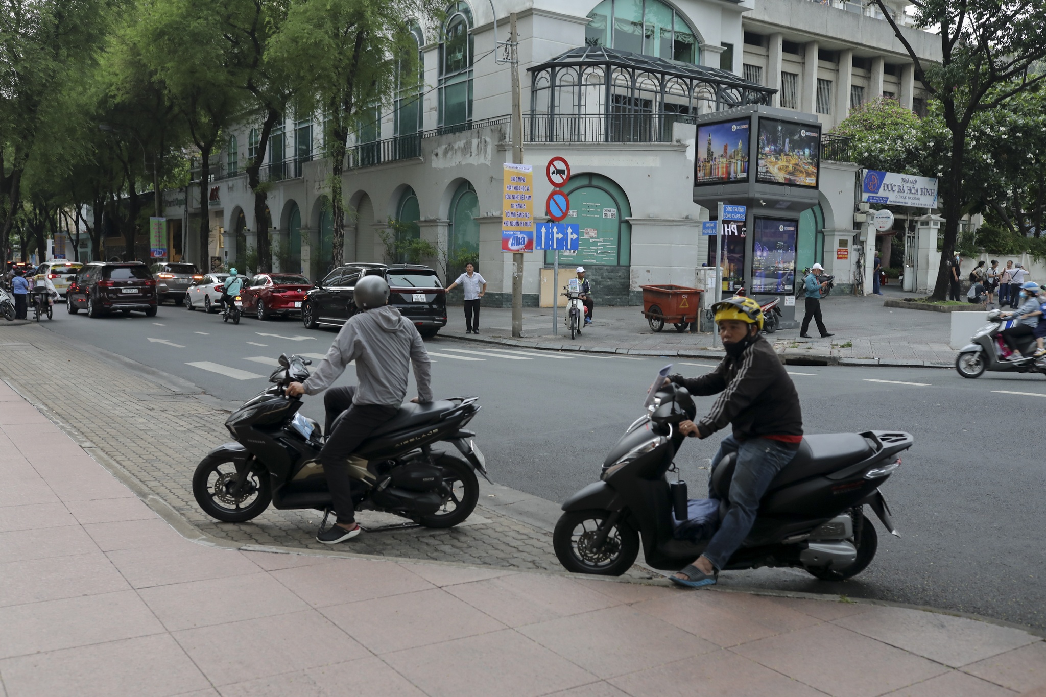 mat bang trung tam TPHCM anh 9