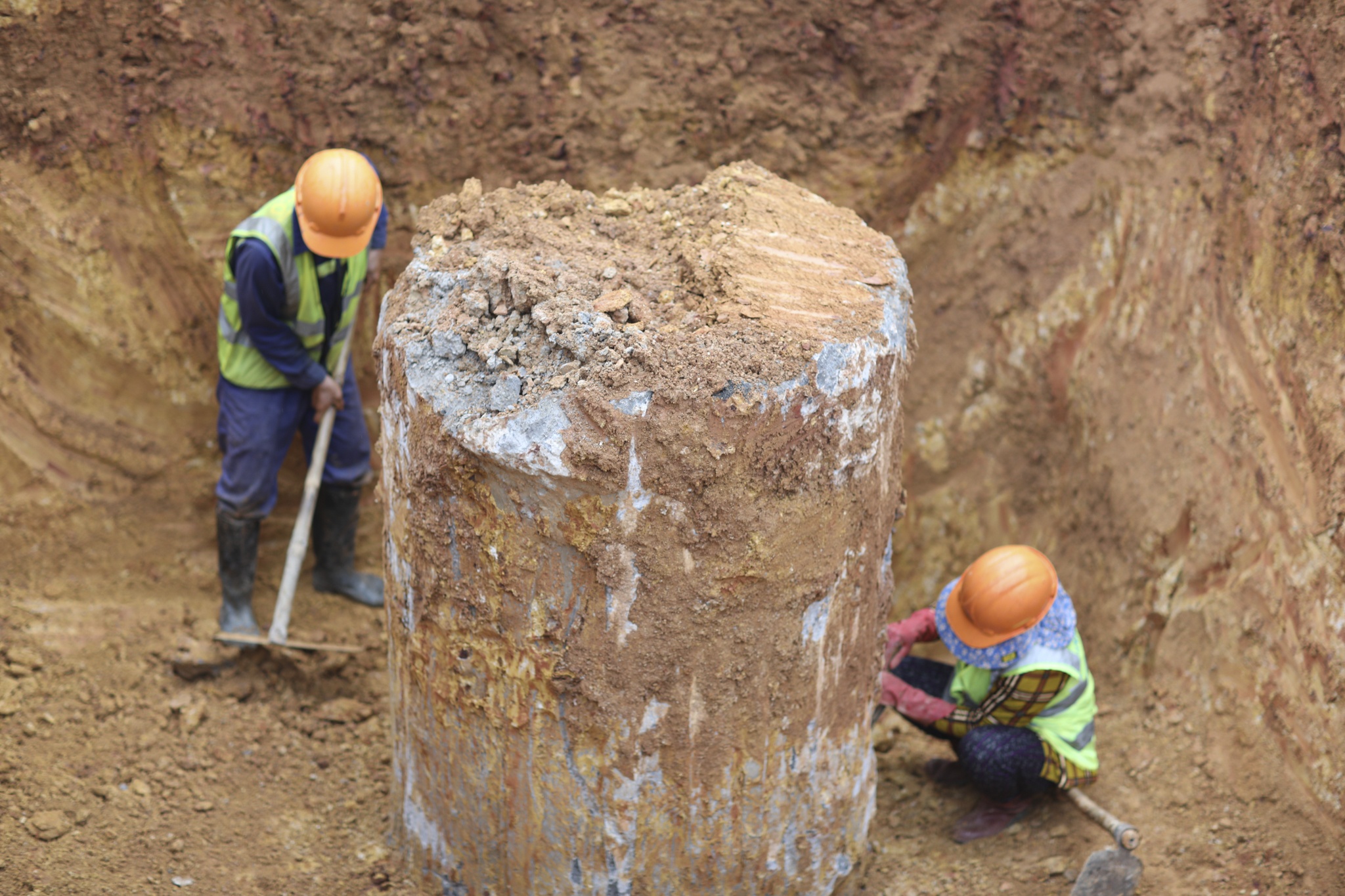 Hang nghin coc mong o dai cong truong nha ga san bay Long Thanh hinh anh