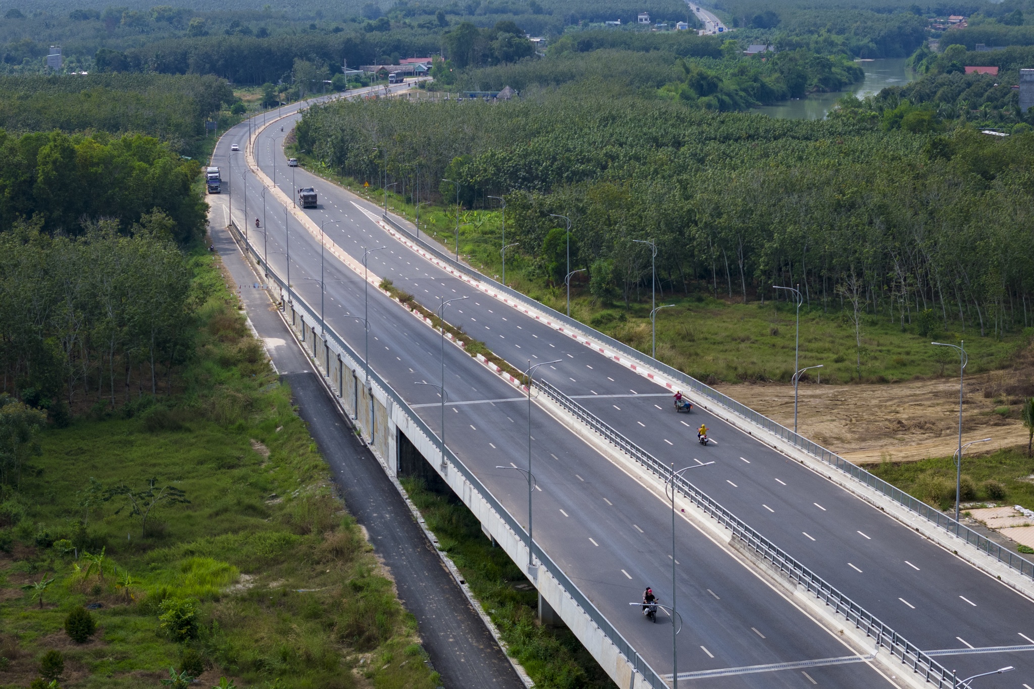 Cau Binh Duong Tay Ninh anh 3