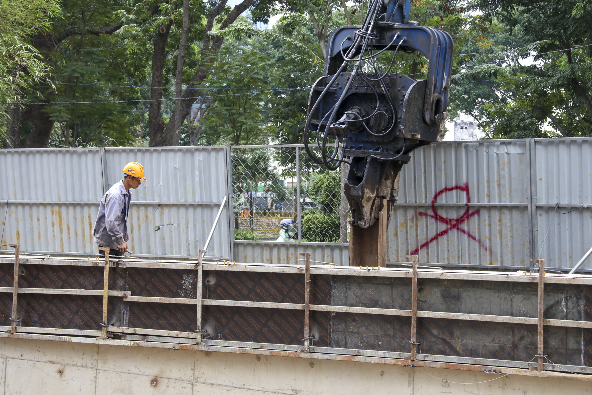 hầm chui trần quốc hoàn ảnh 8 ham chui tran quoc hoan anh 8