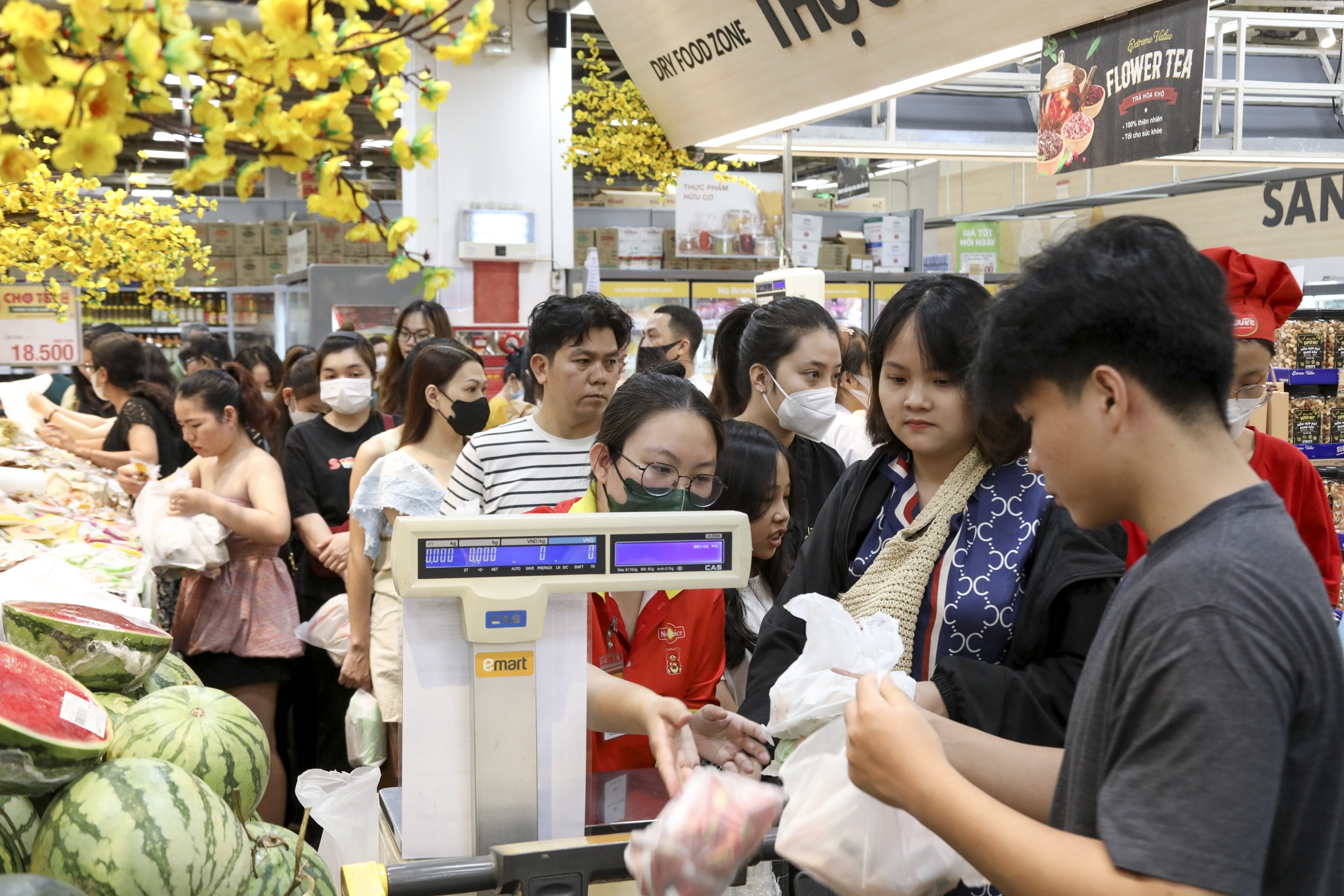 sieu thi dong duc anh 2