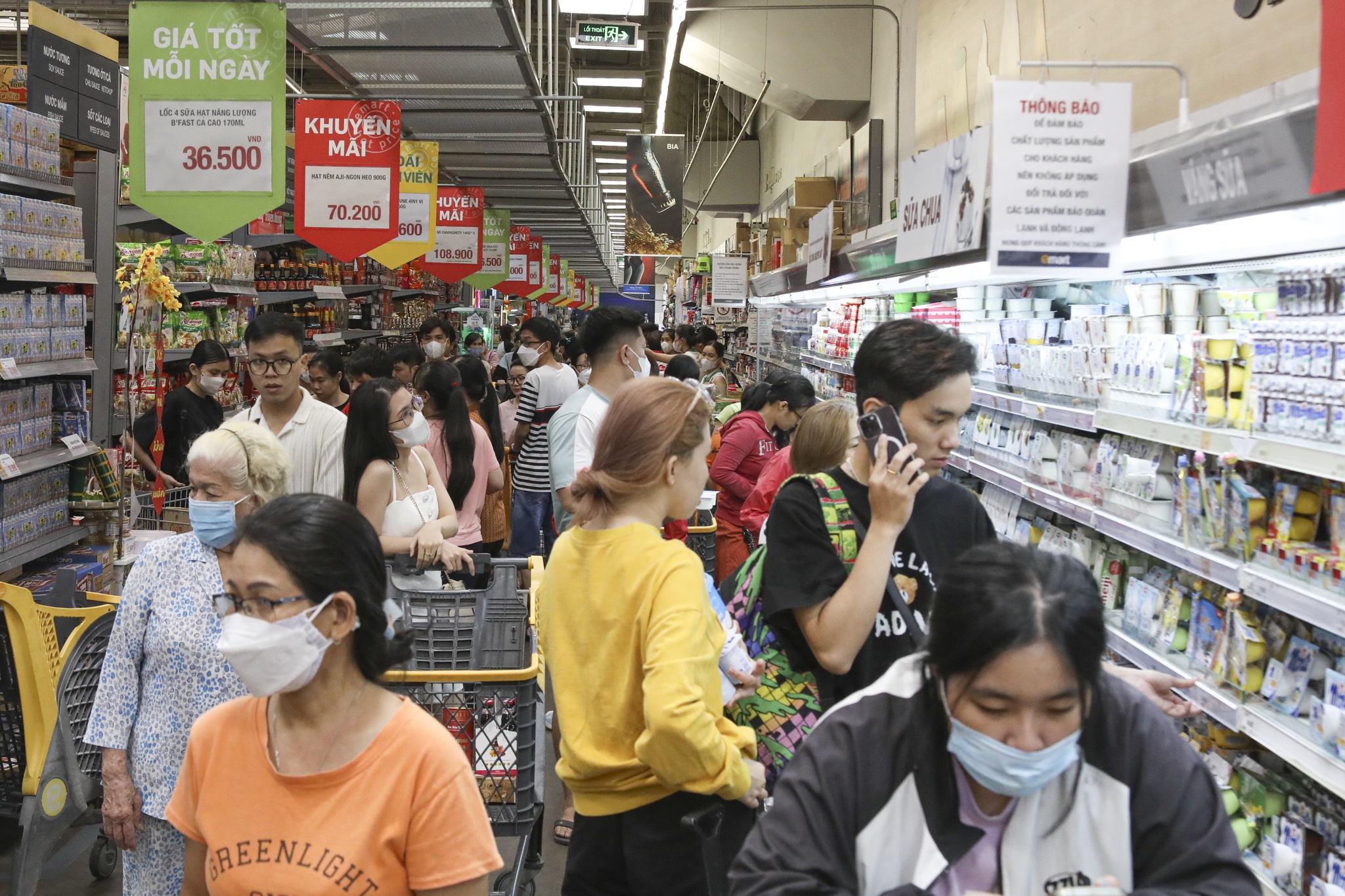 sieu thi dong duc anh 7